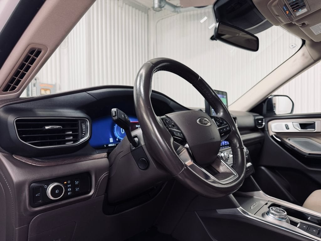 2023 Ford Explorer Platinum