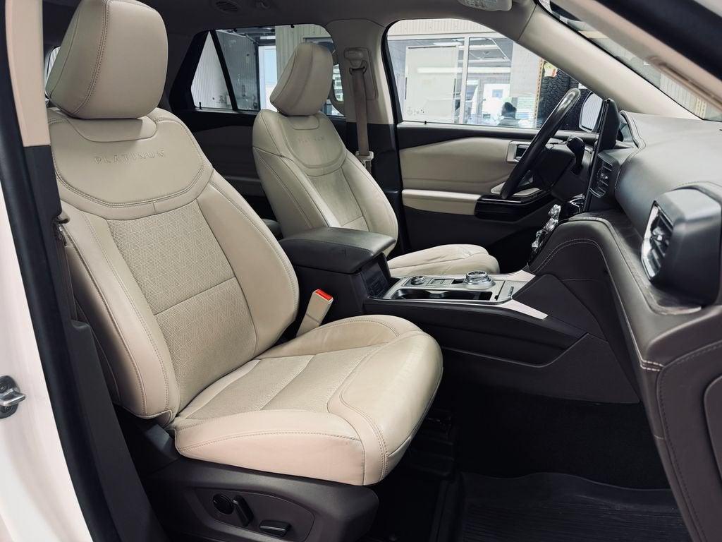 2023 Ford Explorer Platinum