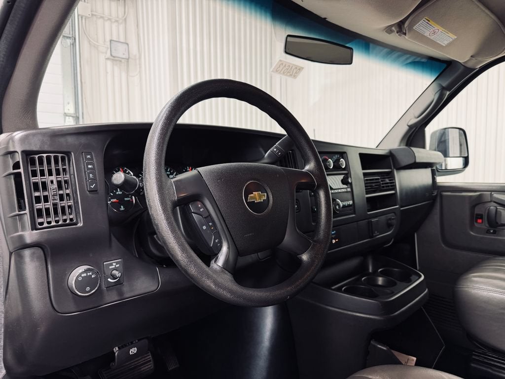 2015 Chevrolet Express Passenger 3500 LS