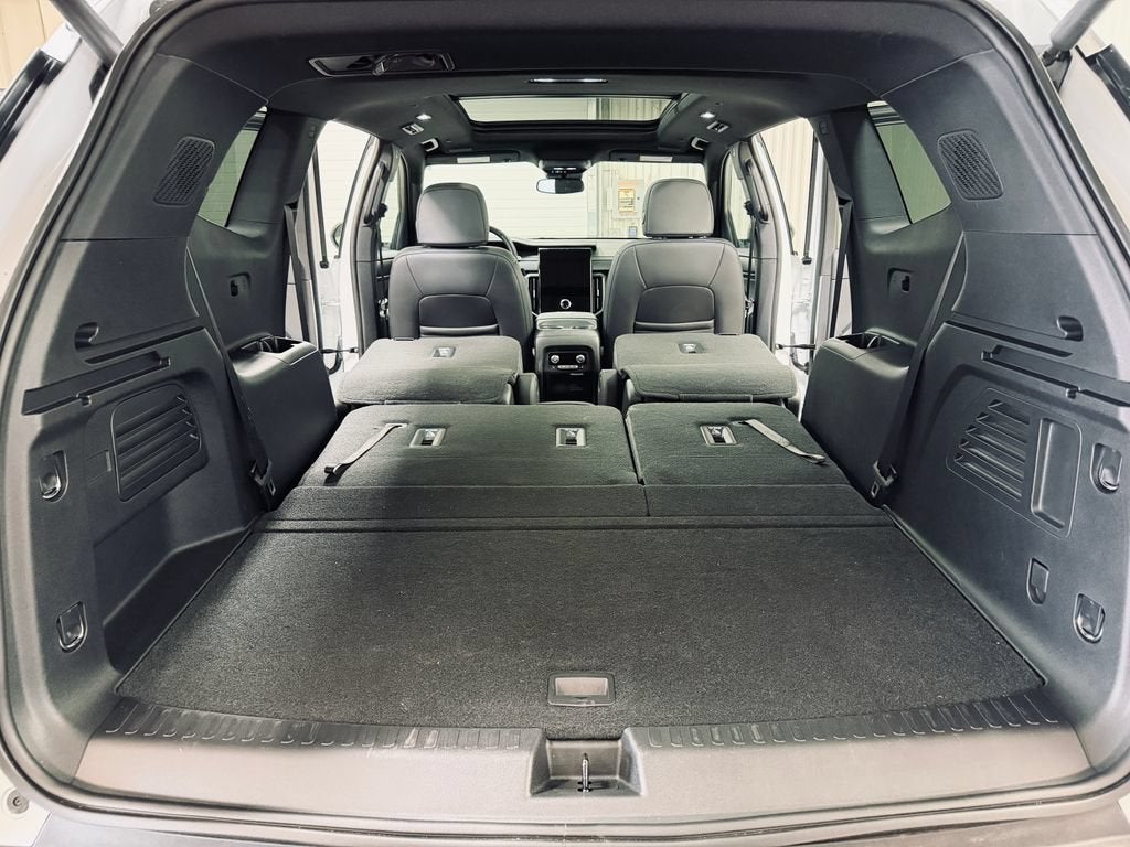 2025 GMC Acadia AT4