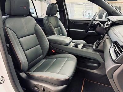 2025 GMC Acadia AT4