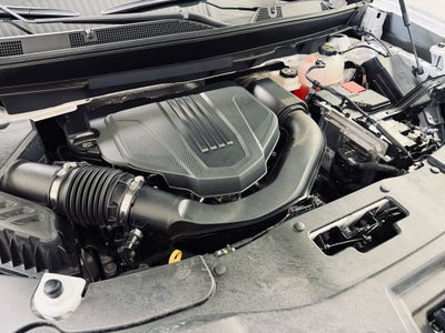 2025 GMC Acadia AT4