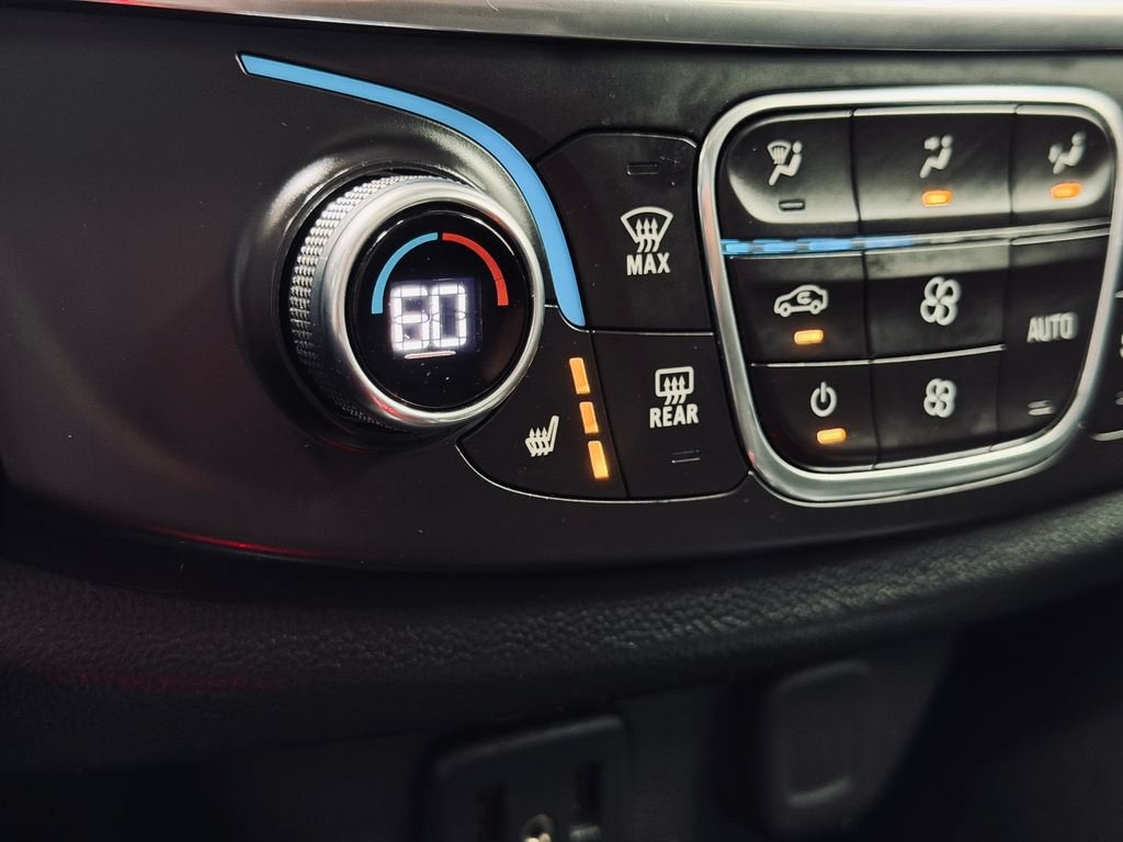 2018 Chevrolet Traverse LT Leather