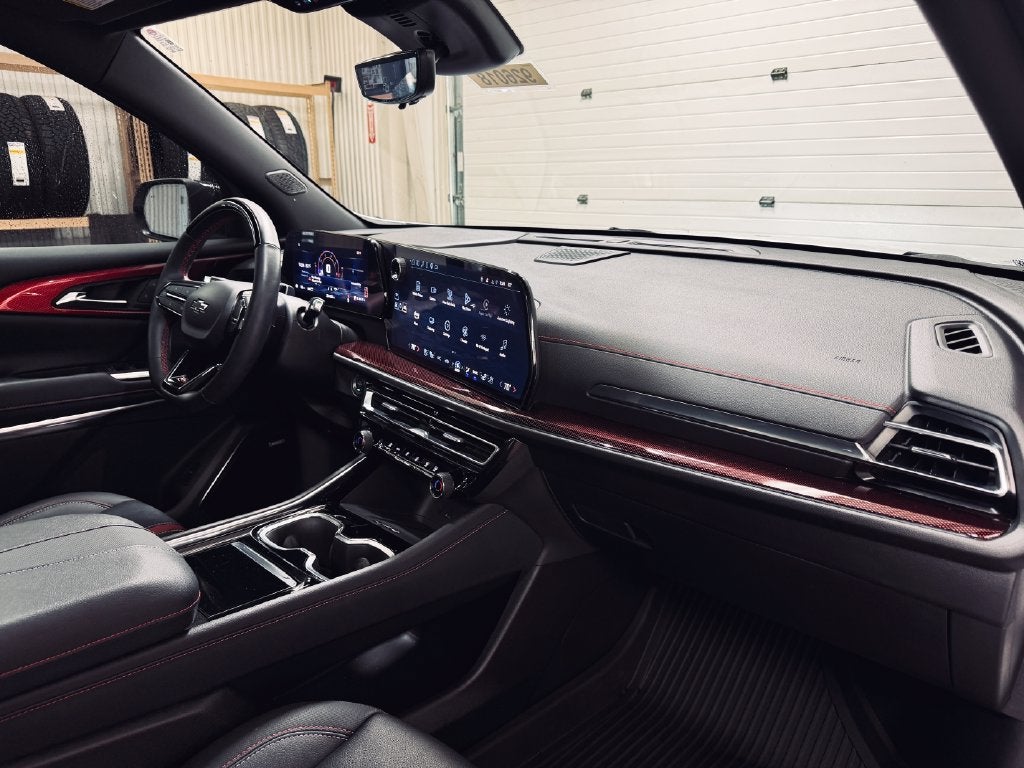 2025 Chevrolet Traverse RS