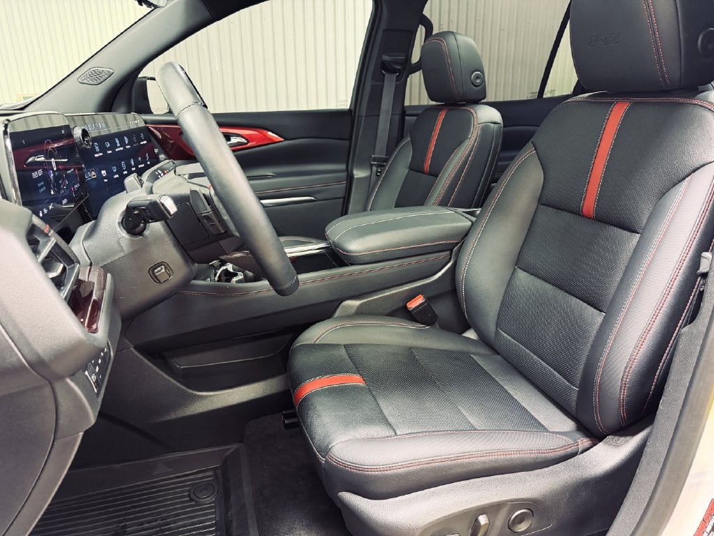 2025 Chevrolet Traverse RS