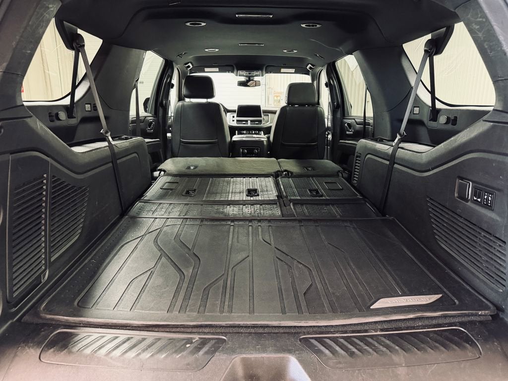 2022 Chevrolet Suburban LT