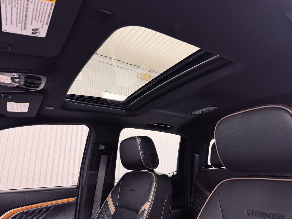 2024 GMC Canyon Denali