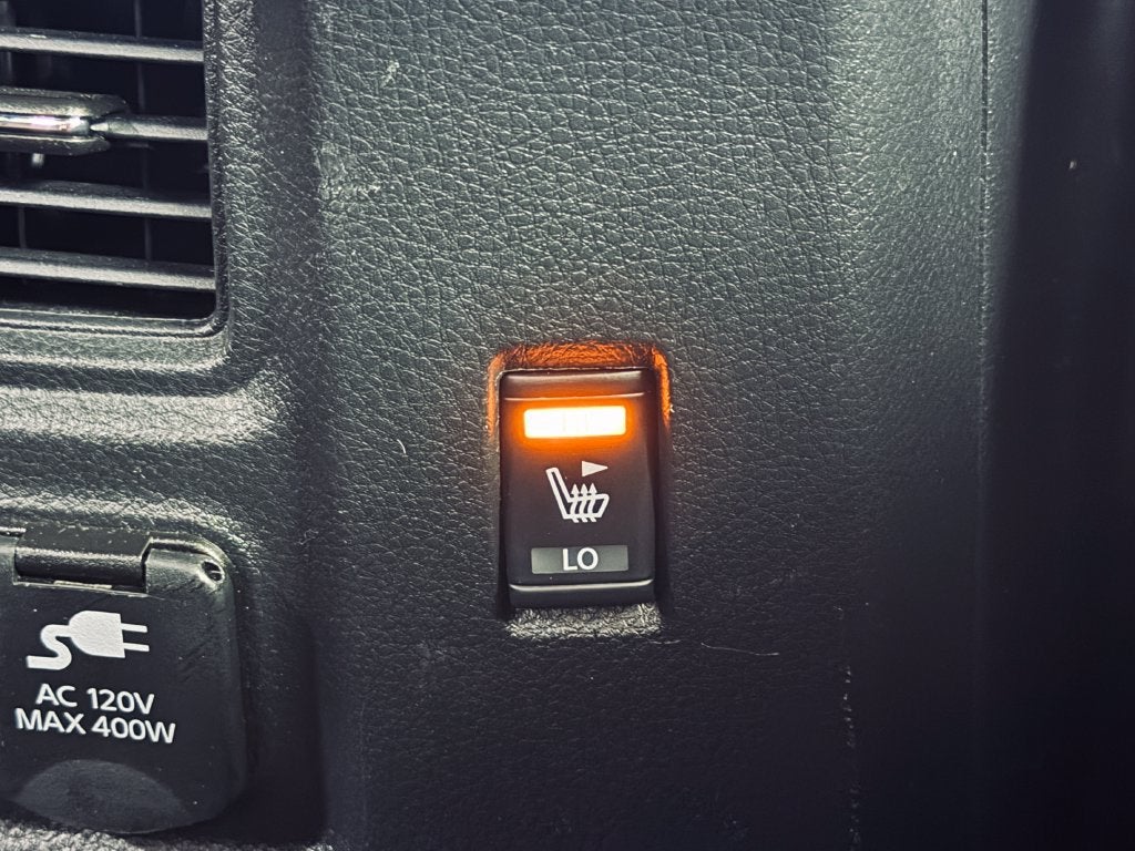 2023 Nissan TITAN Crew Cab Platinum Reserve 4x4