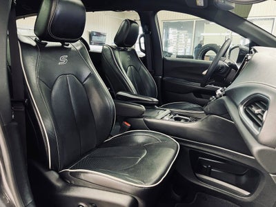 2022 Chrysler Pacifica Limited