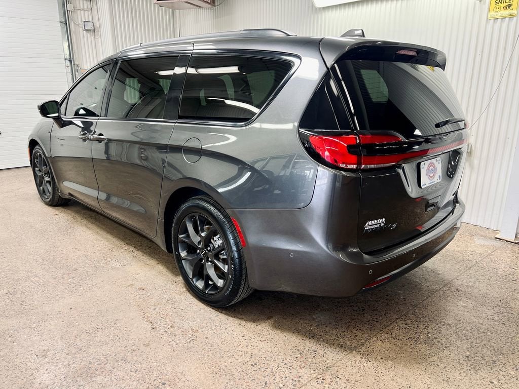 2022 Chrysler Pacifica Limited