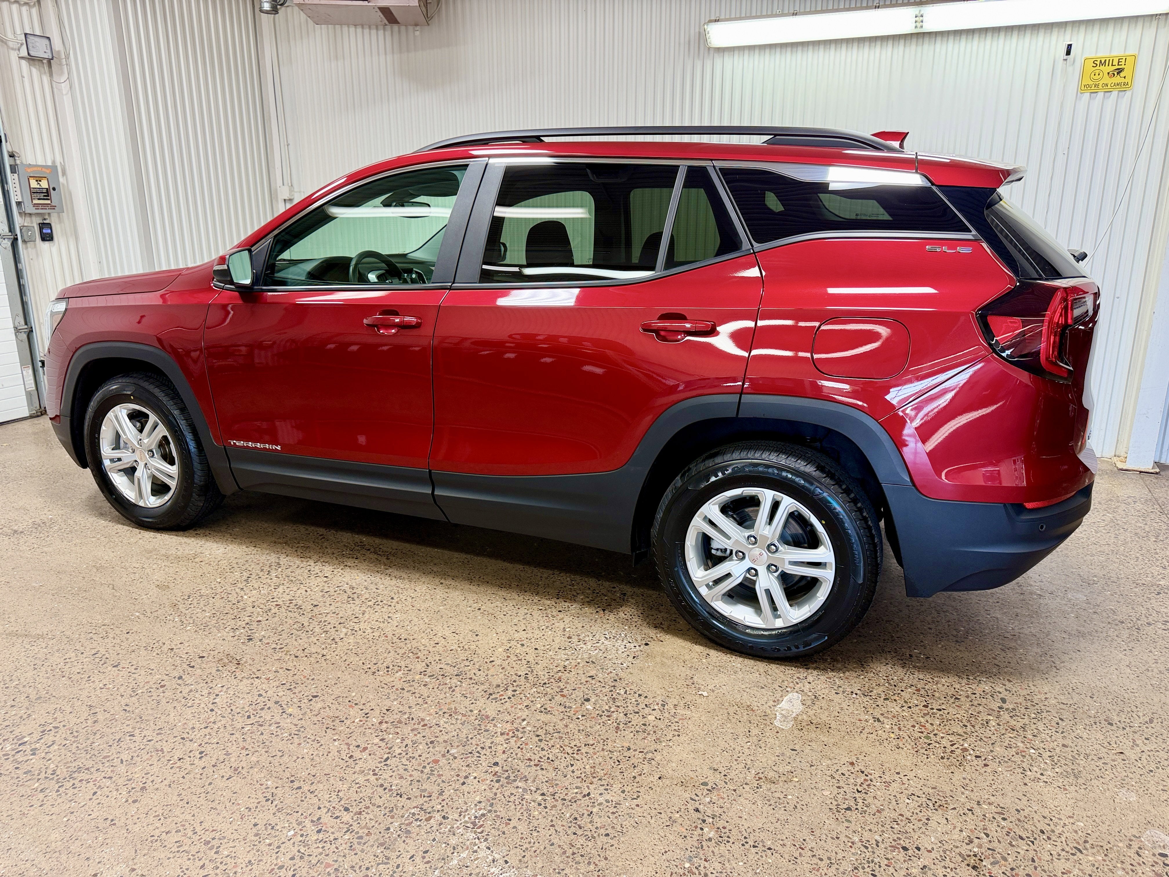 2024 GMC Terrain SLE