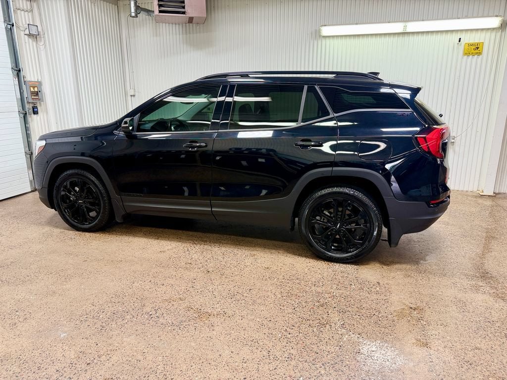 2021 GMC Terrain SLT
