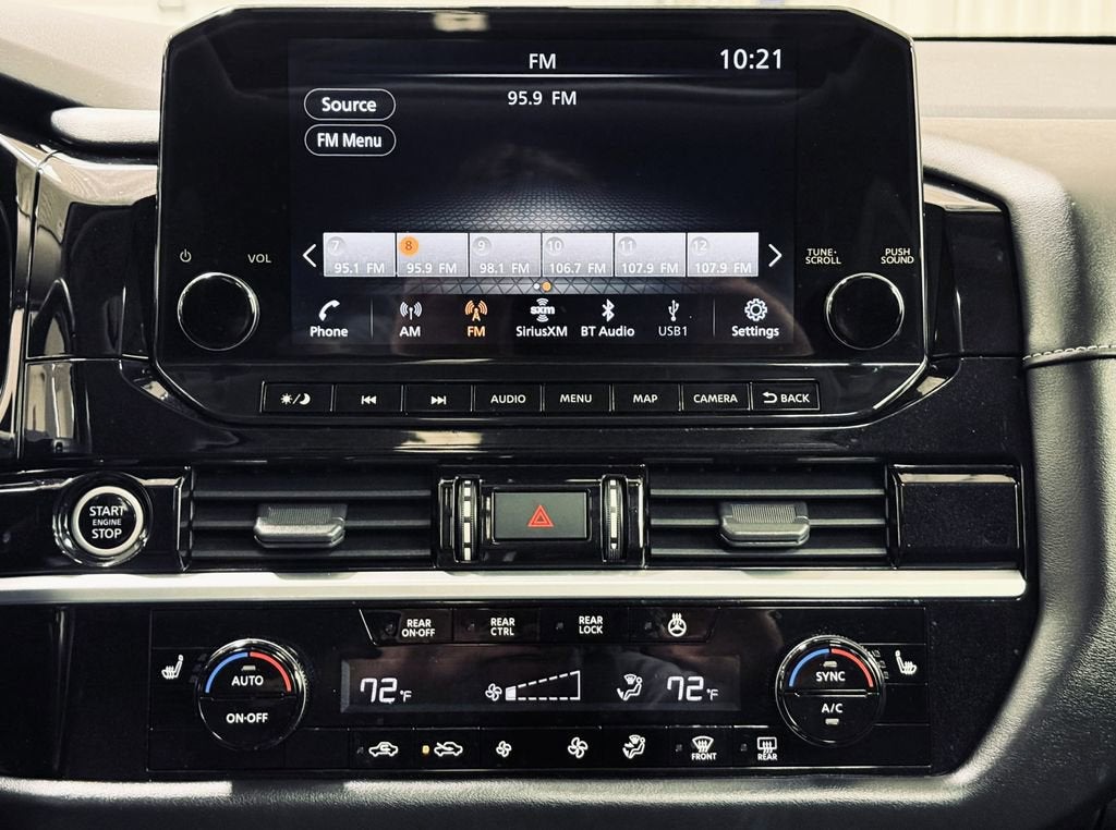 2022 Nissan Pathfinder SL 4WD