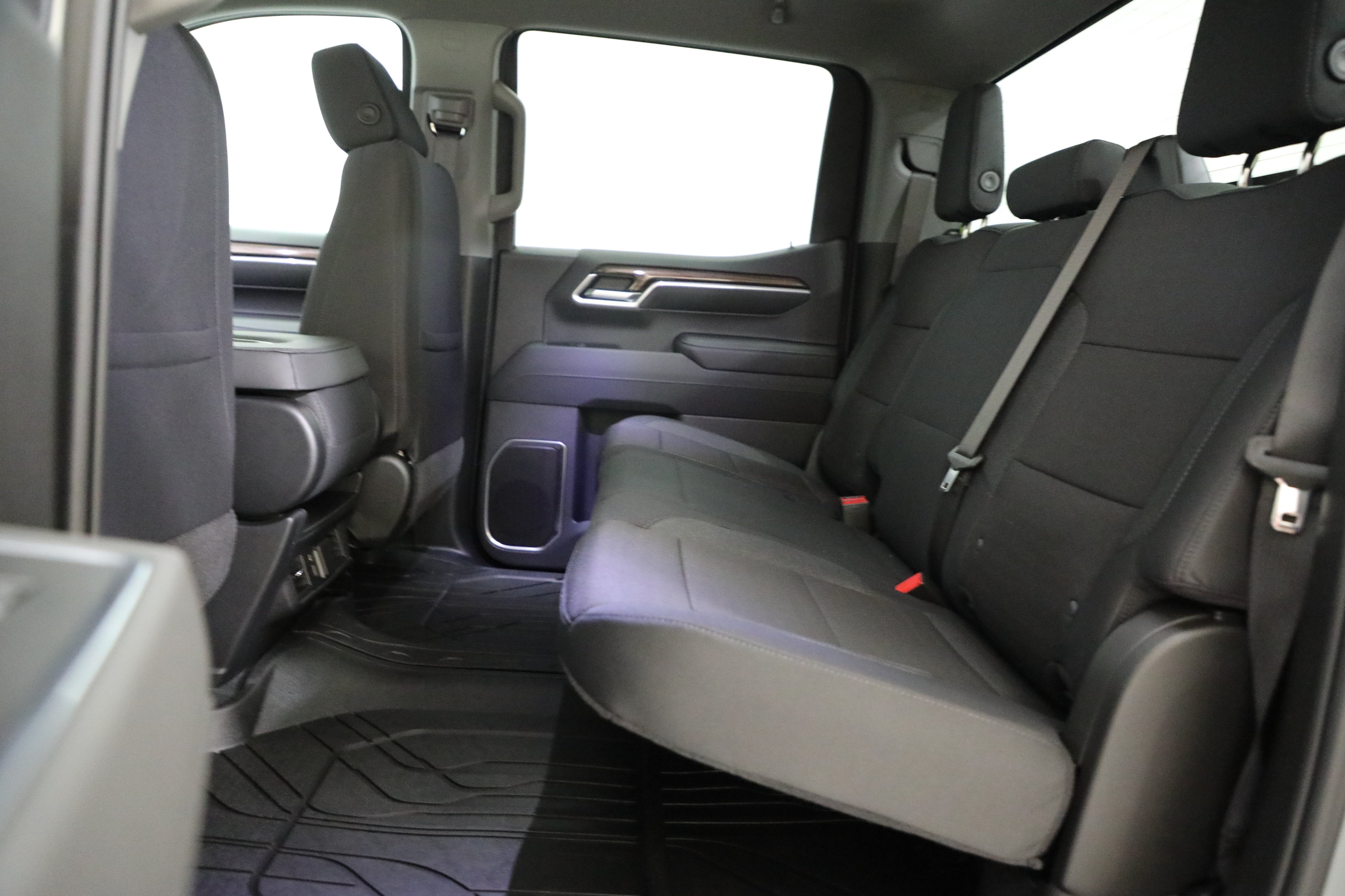 2026 Chevrolet Silverado 1500 RST - Photo 12