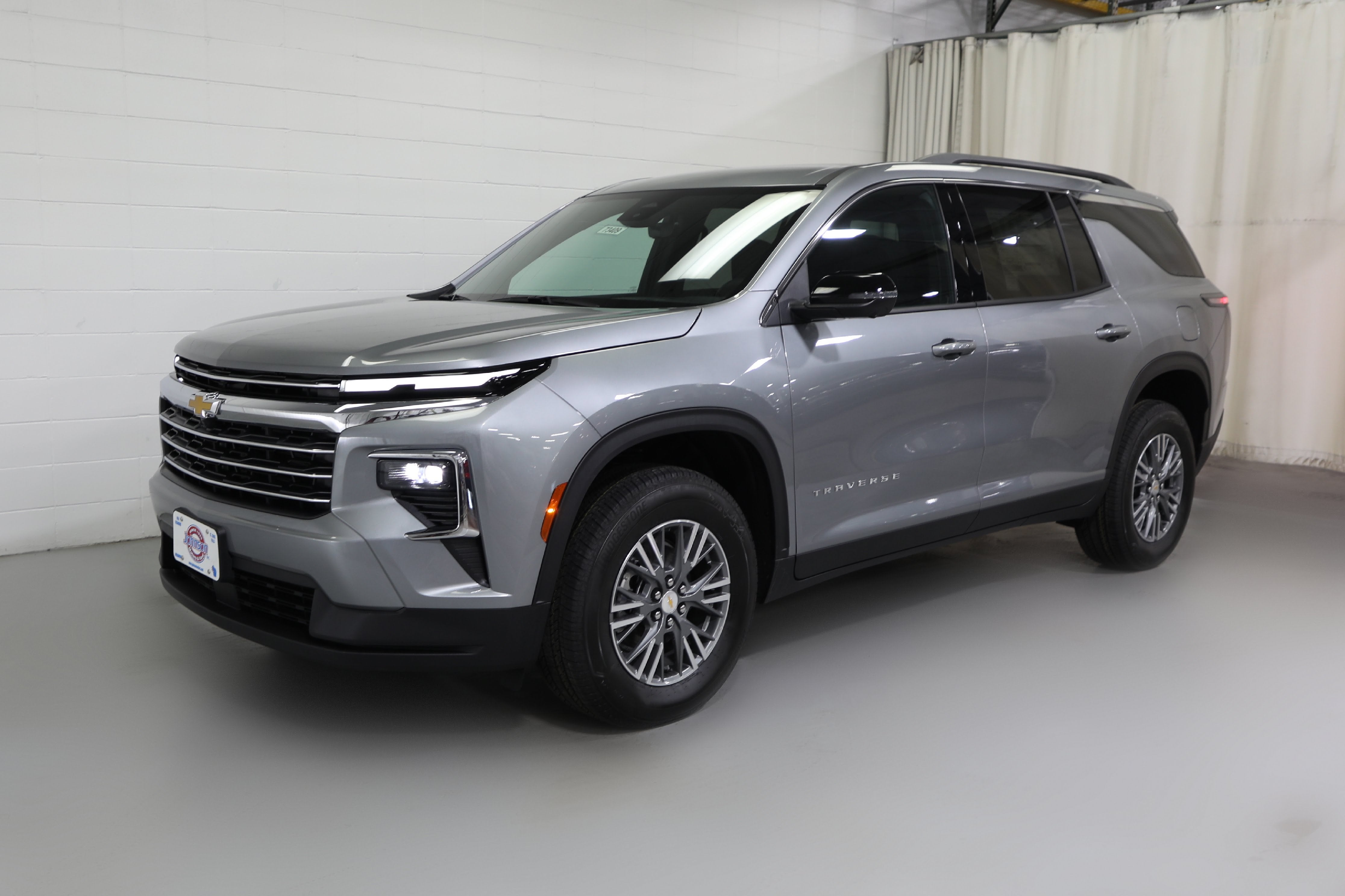 2027 Chevrolet Traverse LT - Photo 15
