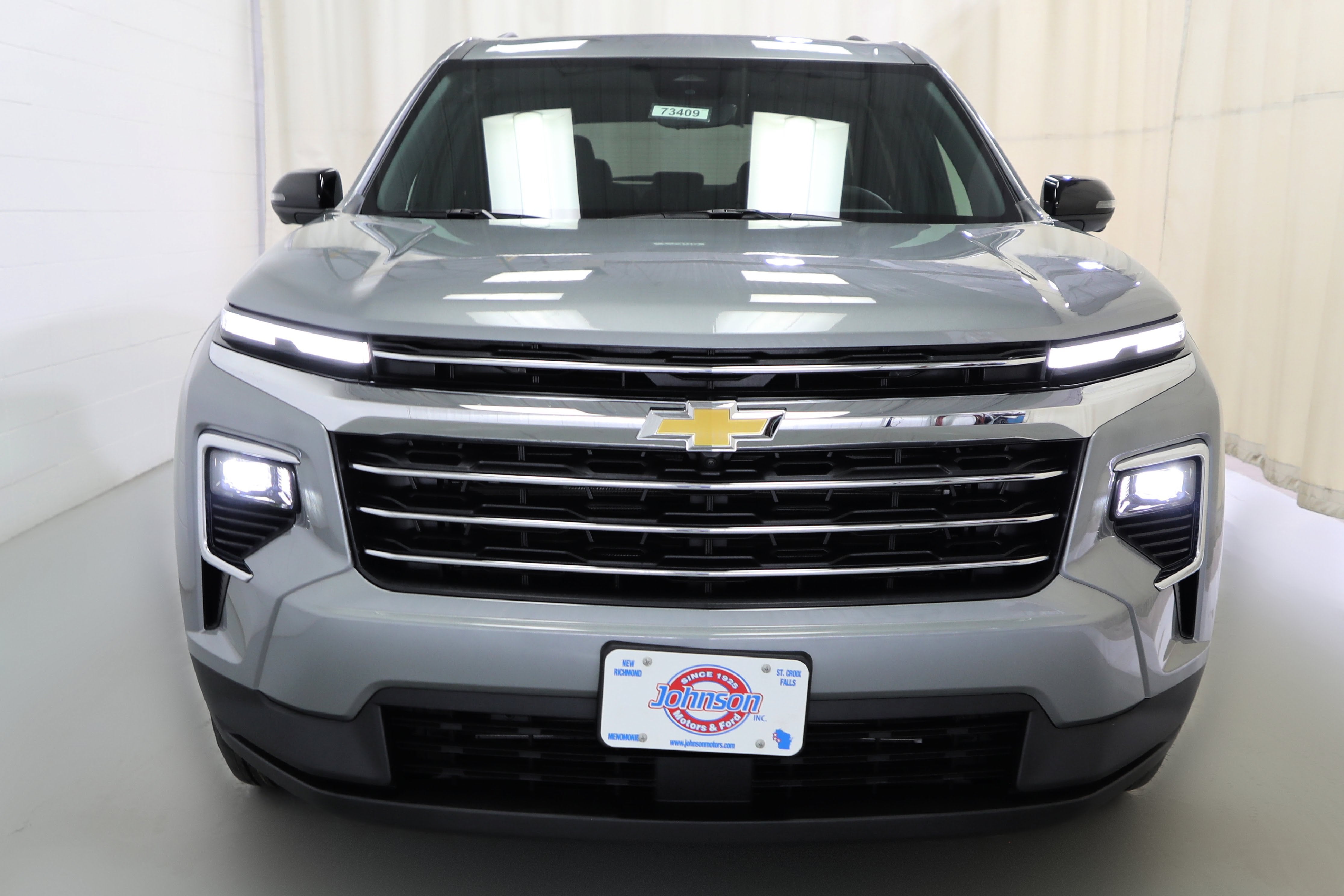 2027 Chevrolet Traverse LT - Photo 16