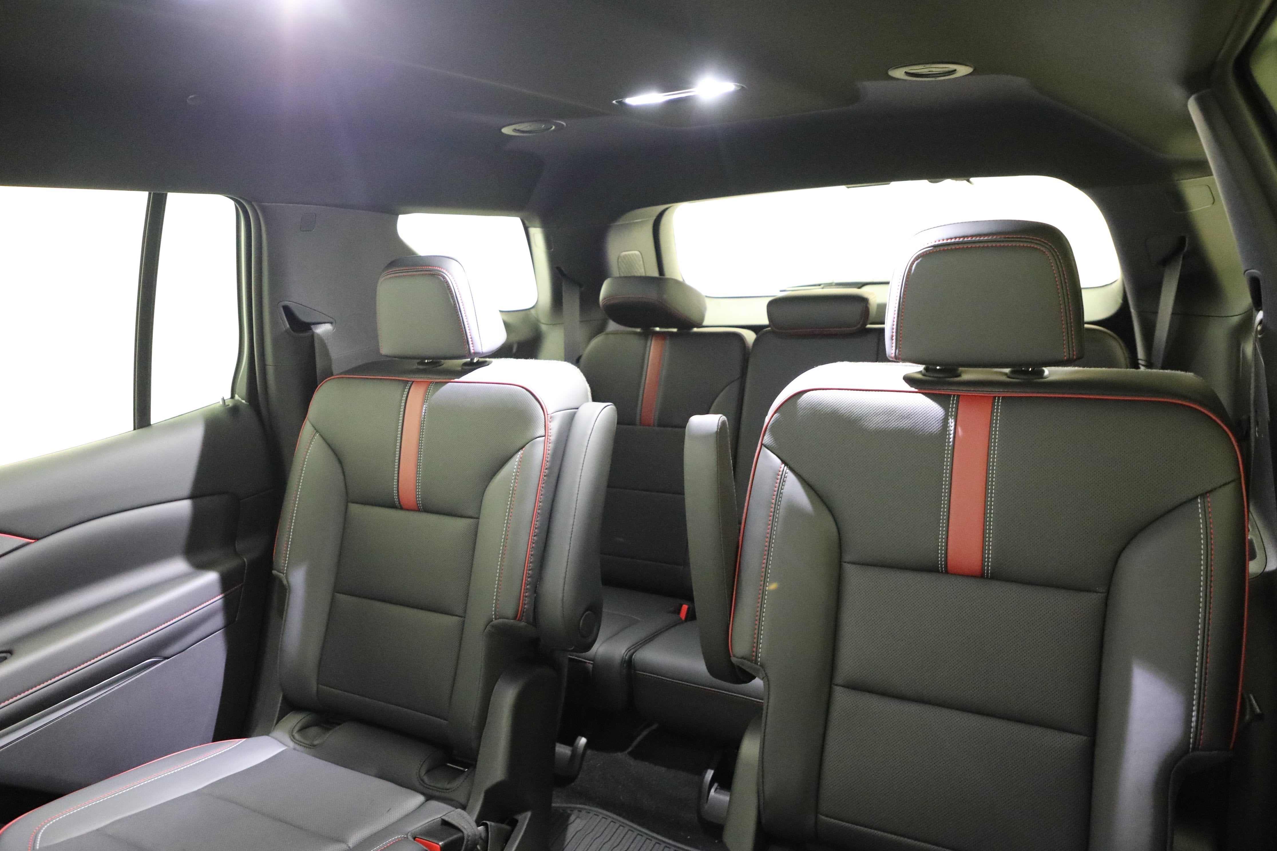 2027 Chevrolet Traverse RS - Photo 12