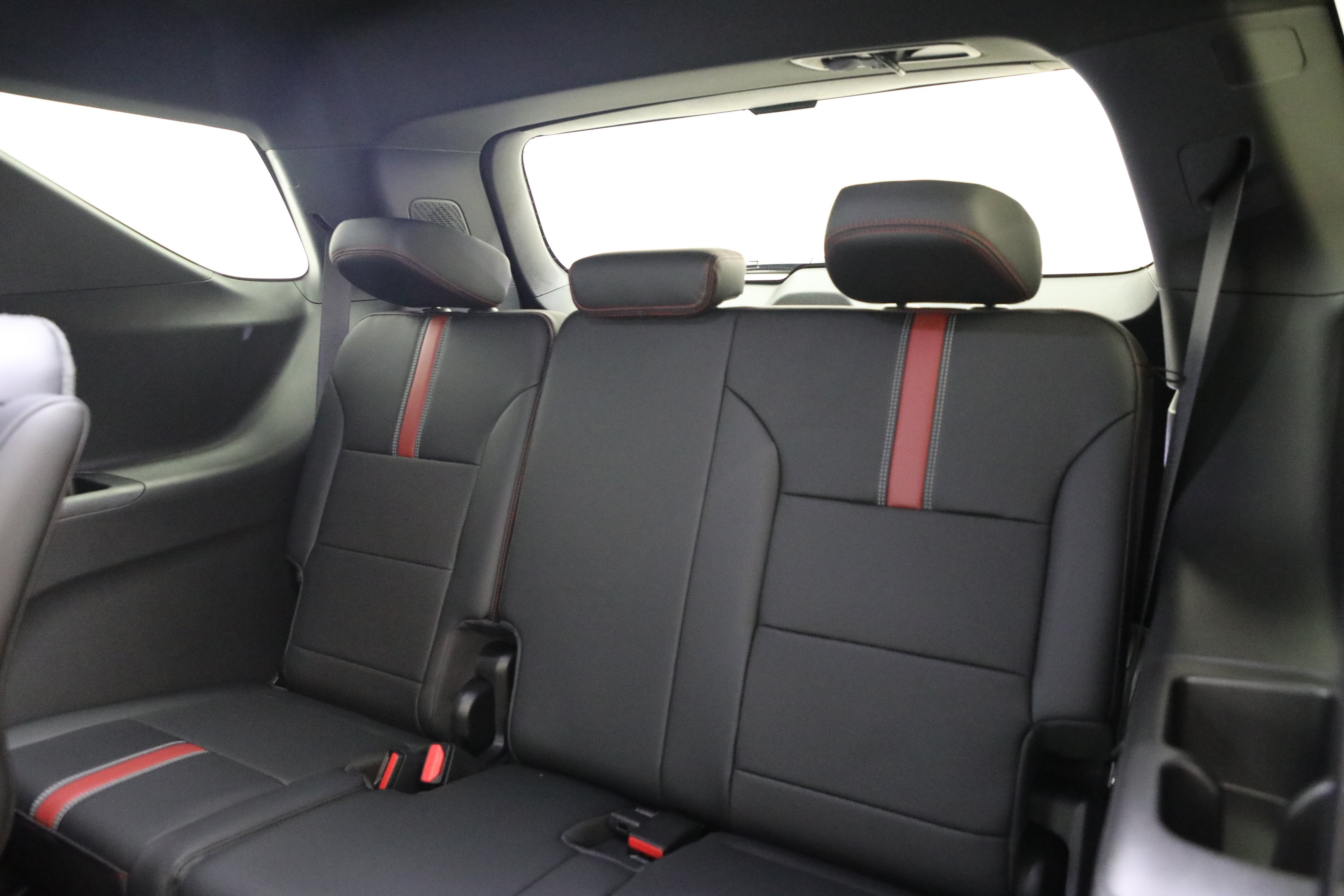 2027 Chevrolet Traverse RS - Photo 13