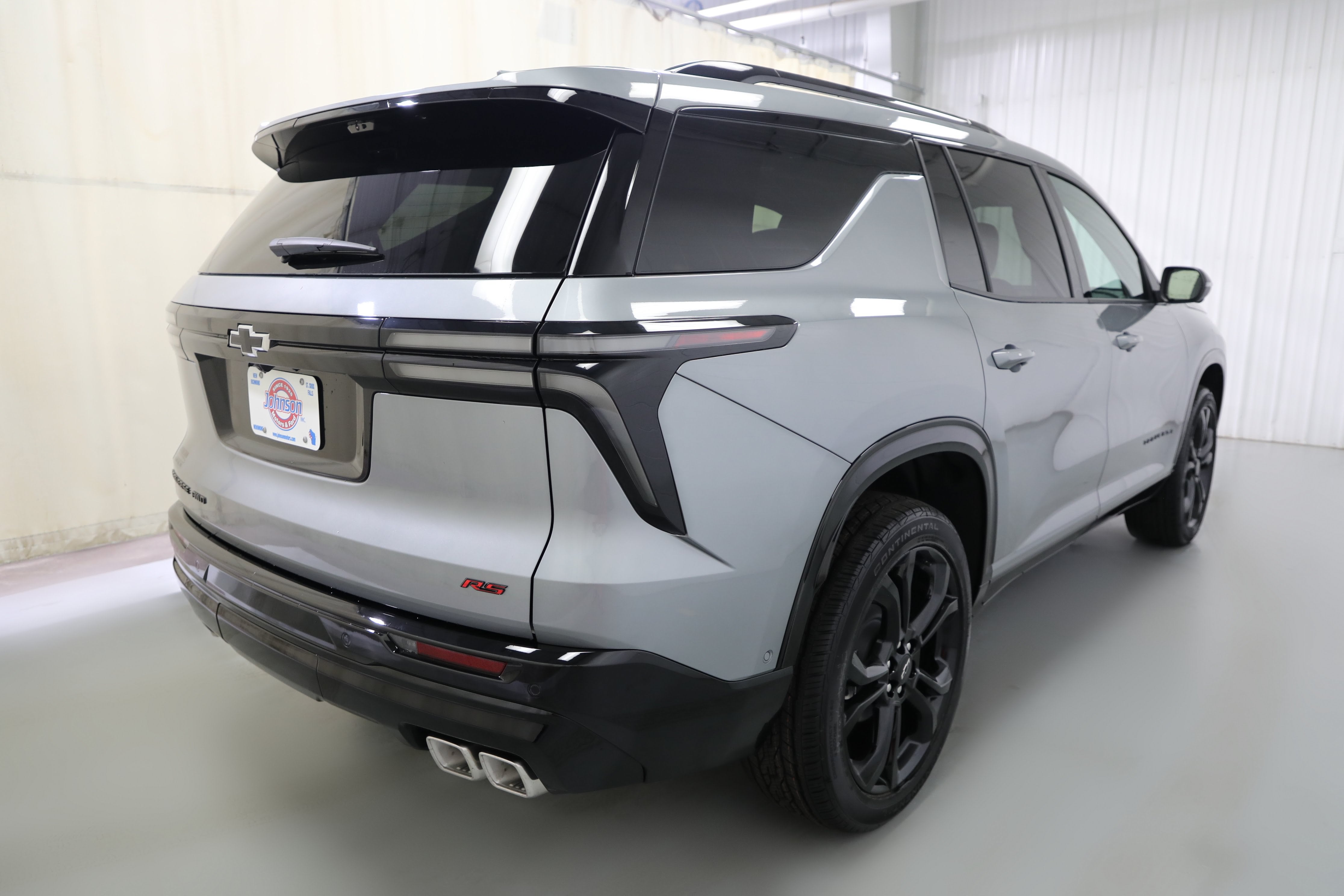 2027 Chevrolet Traverse RS - Photo 18