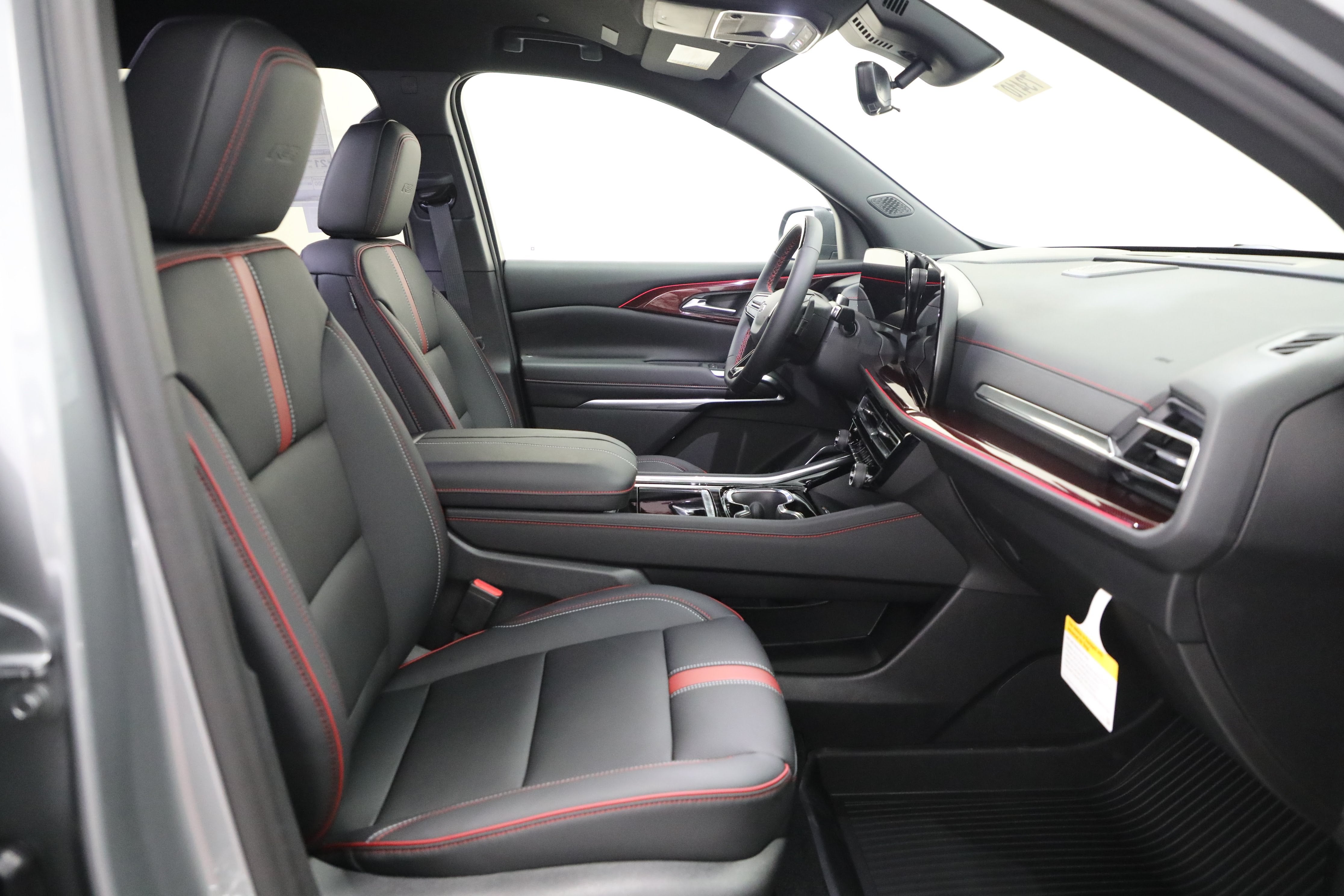 2027 Chevrolet Traverse RS - Photo 9