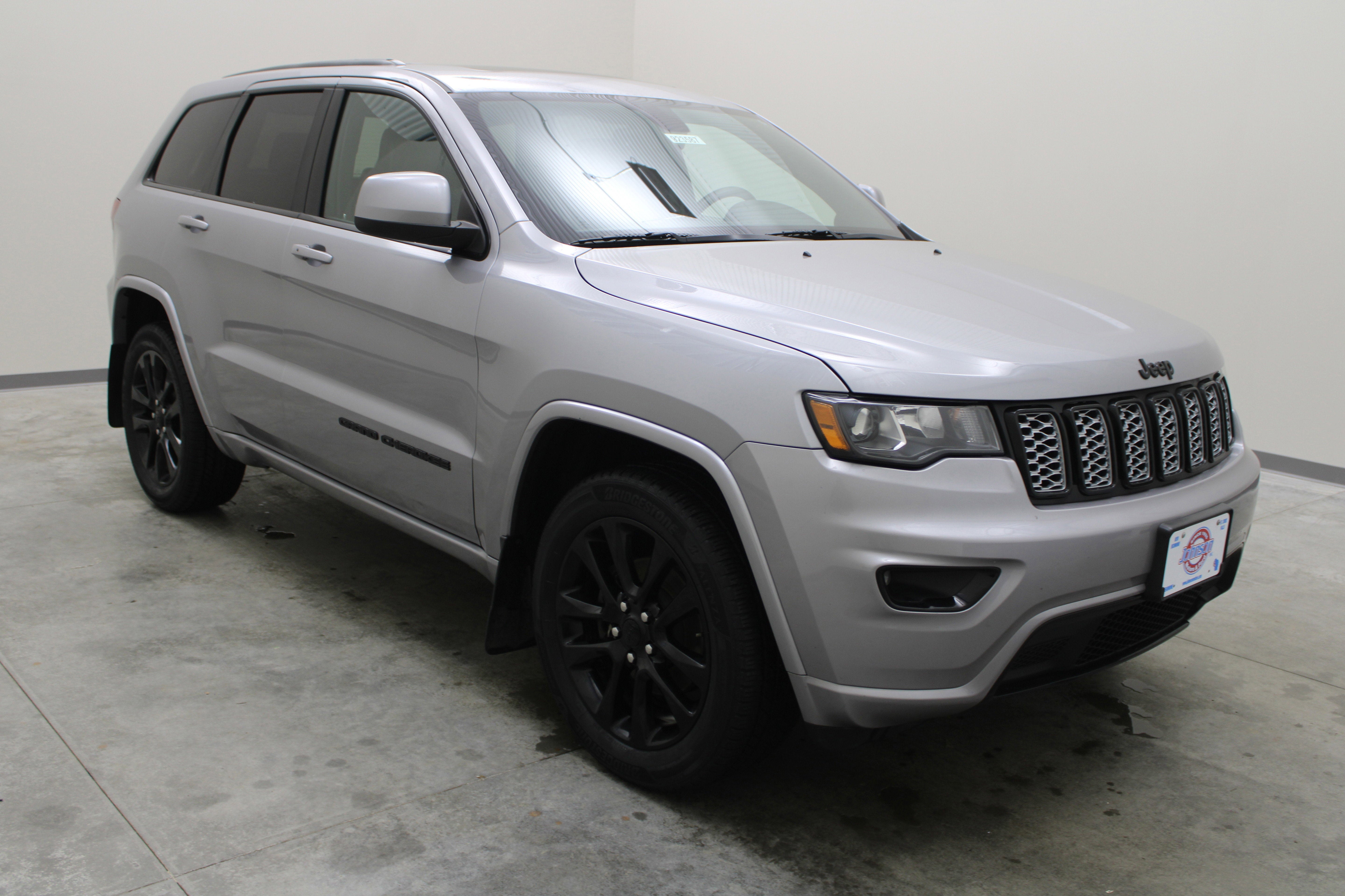2017 Jeep Grand Cherokee Altitude