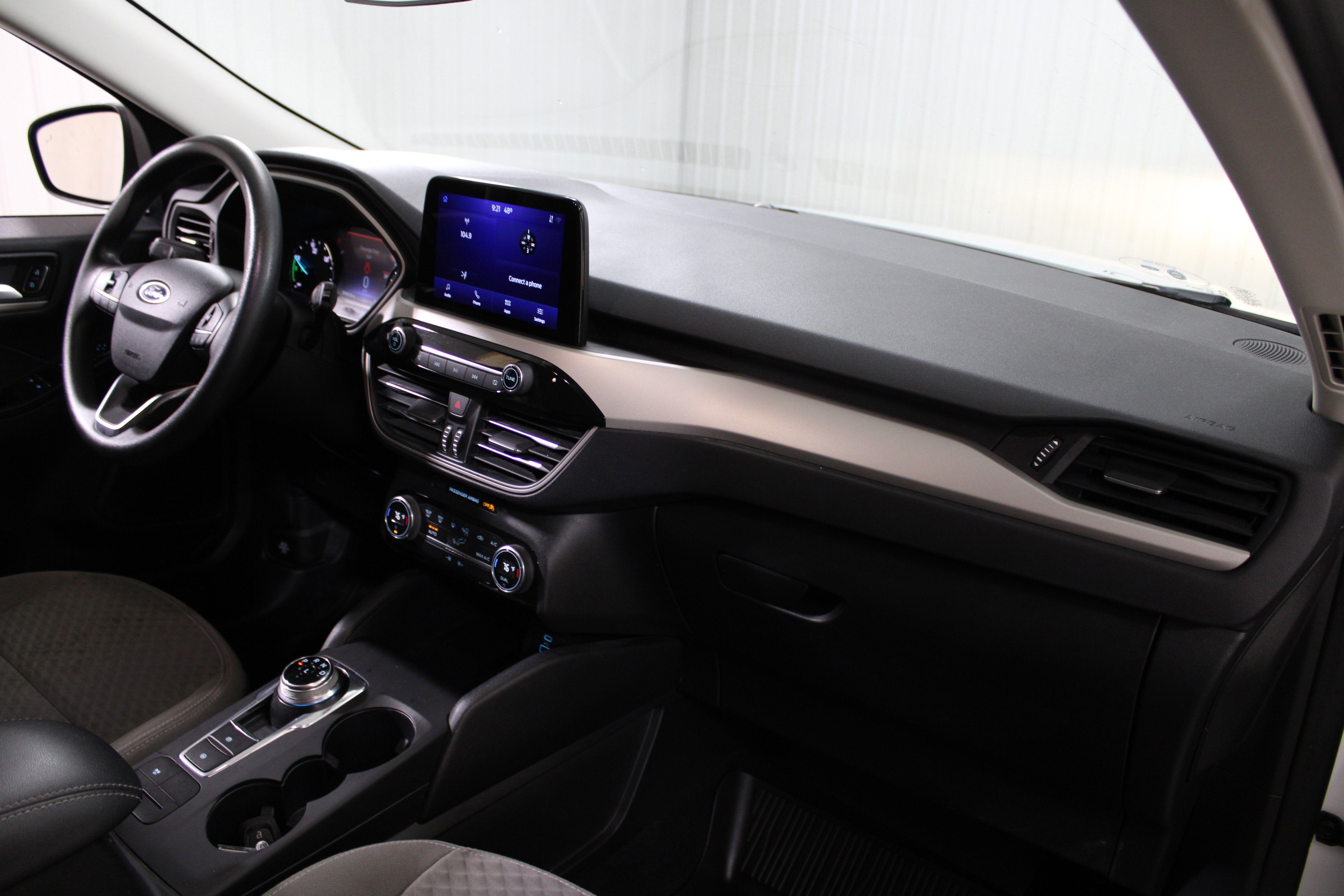 2021 Ford Escape SE Hybrid