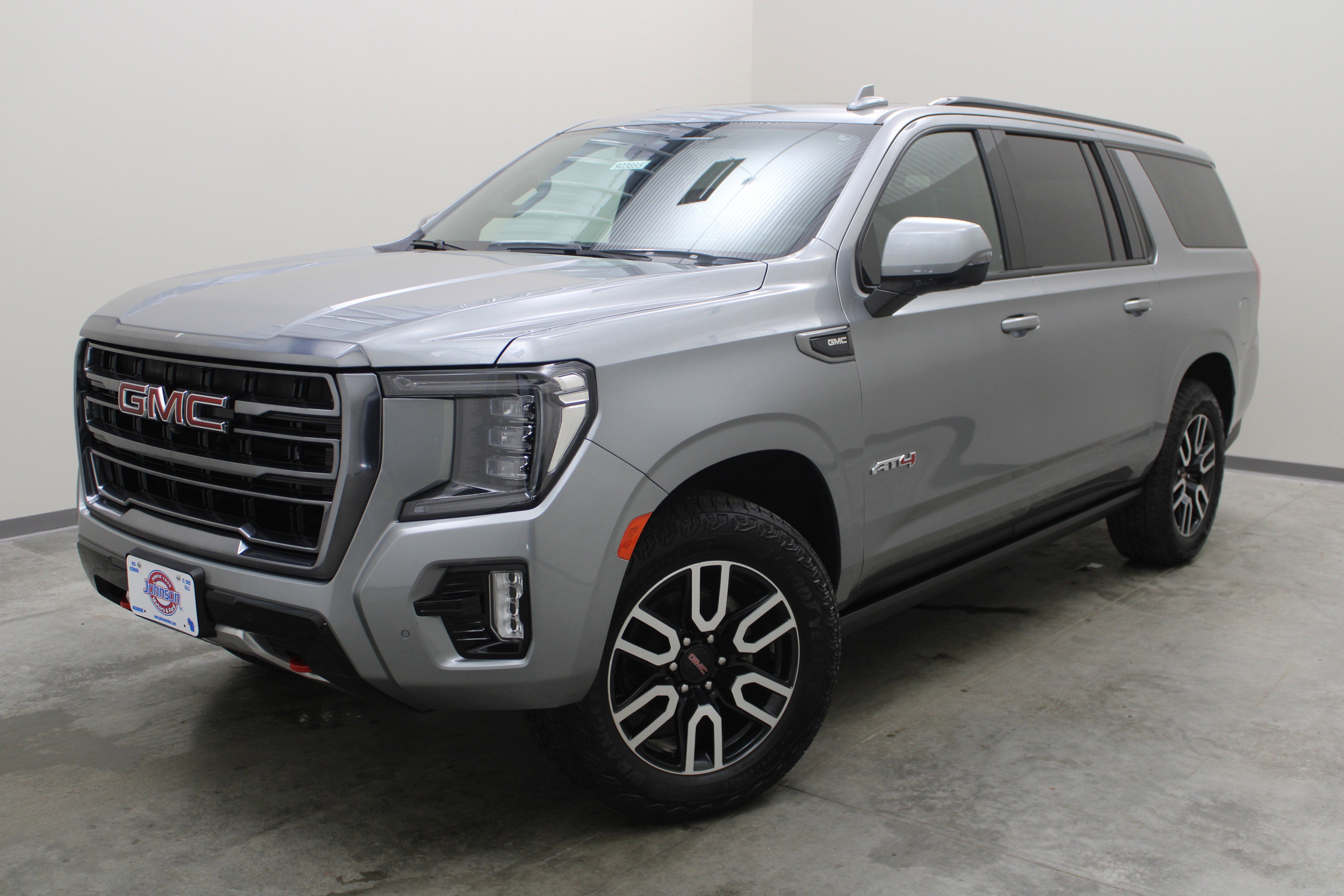 2023 GMC Yukon XL AT4