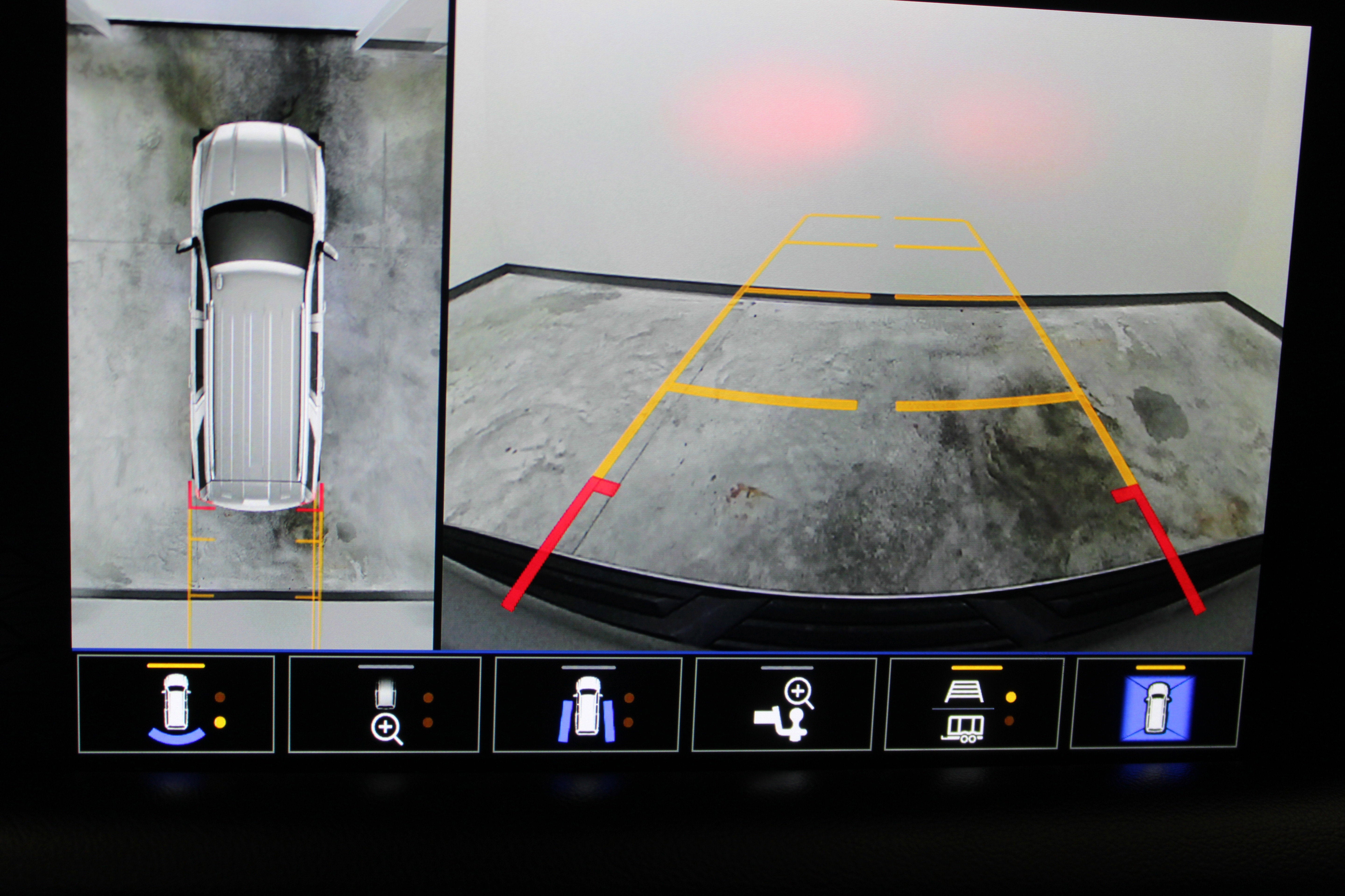 2023 GMC Yukon XL AT4