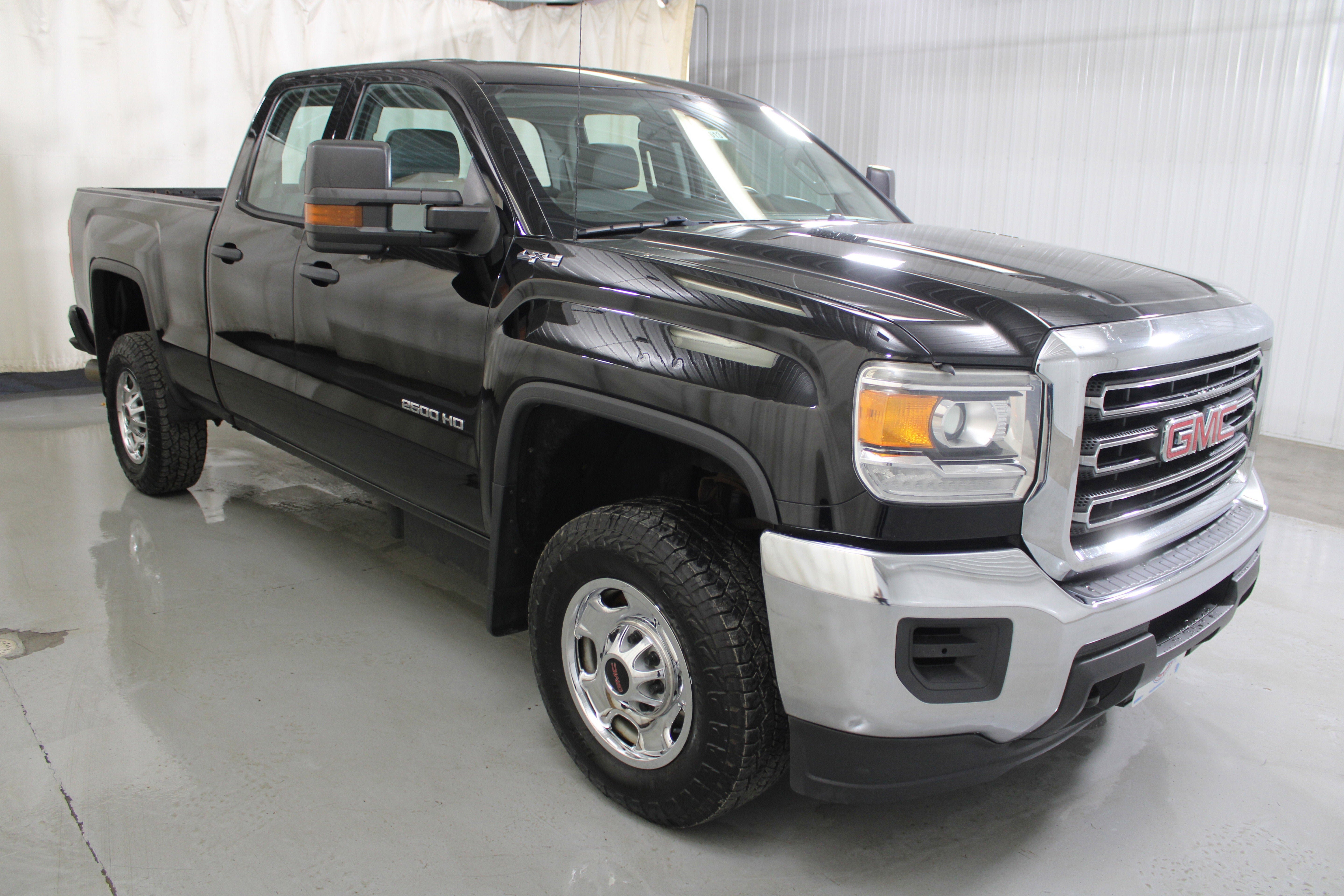 2016 GMC Sierra 2500 HD 4WD Double Cab 144.2"