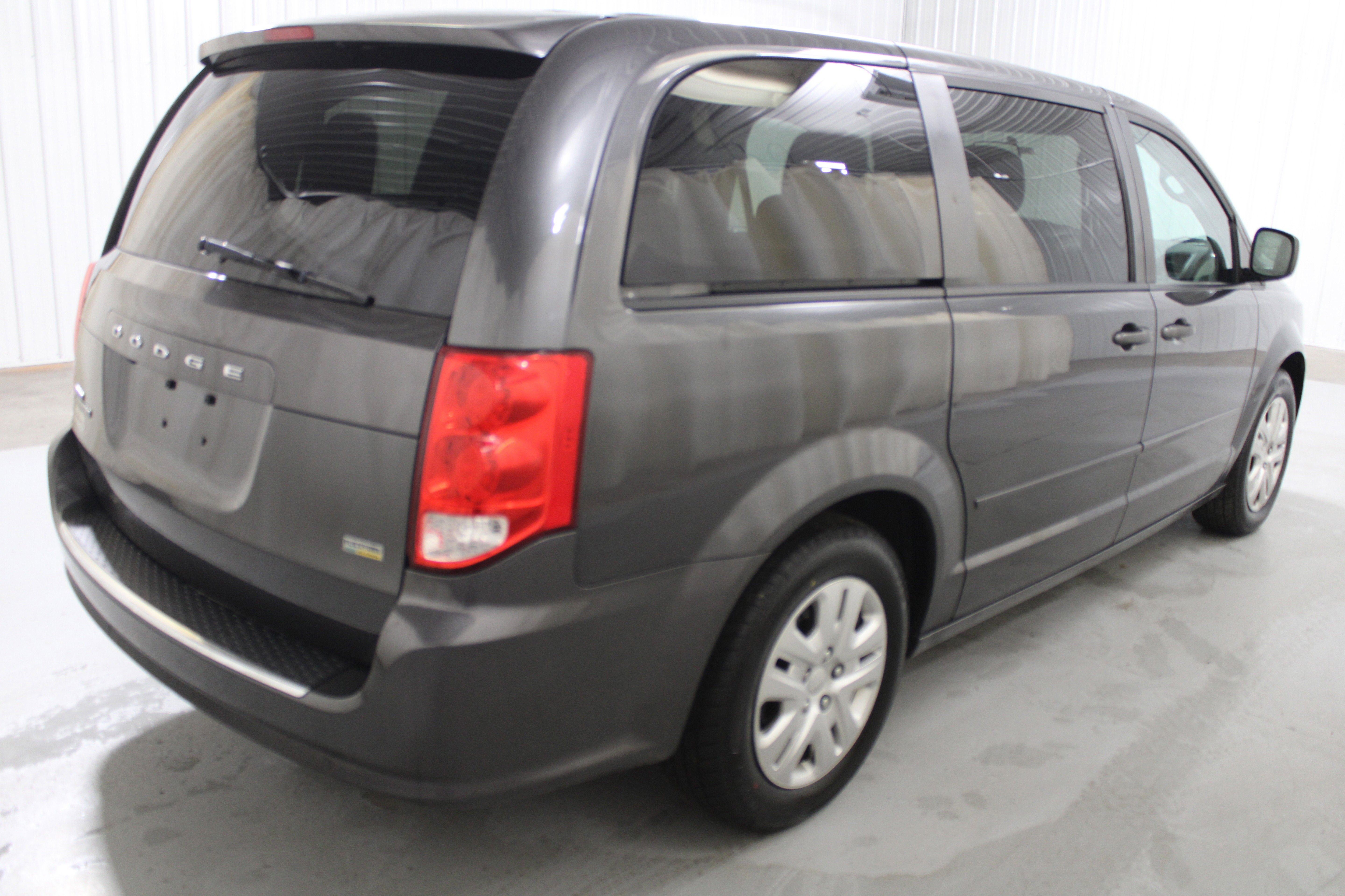 2016 Dodge Grand Caravan SE
