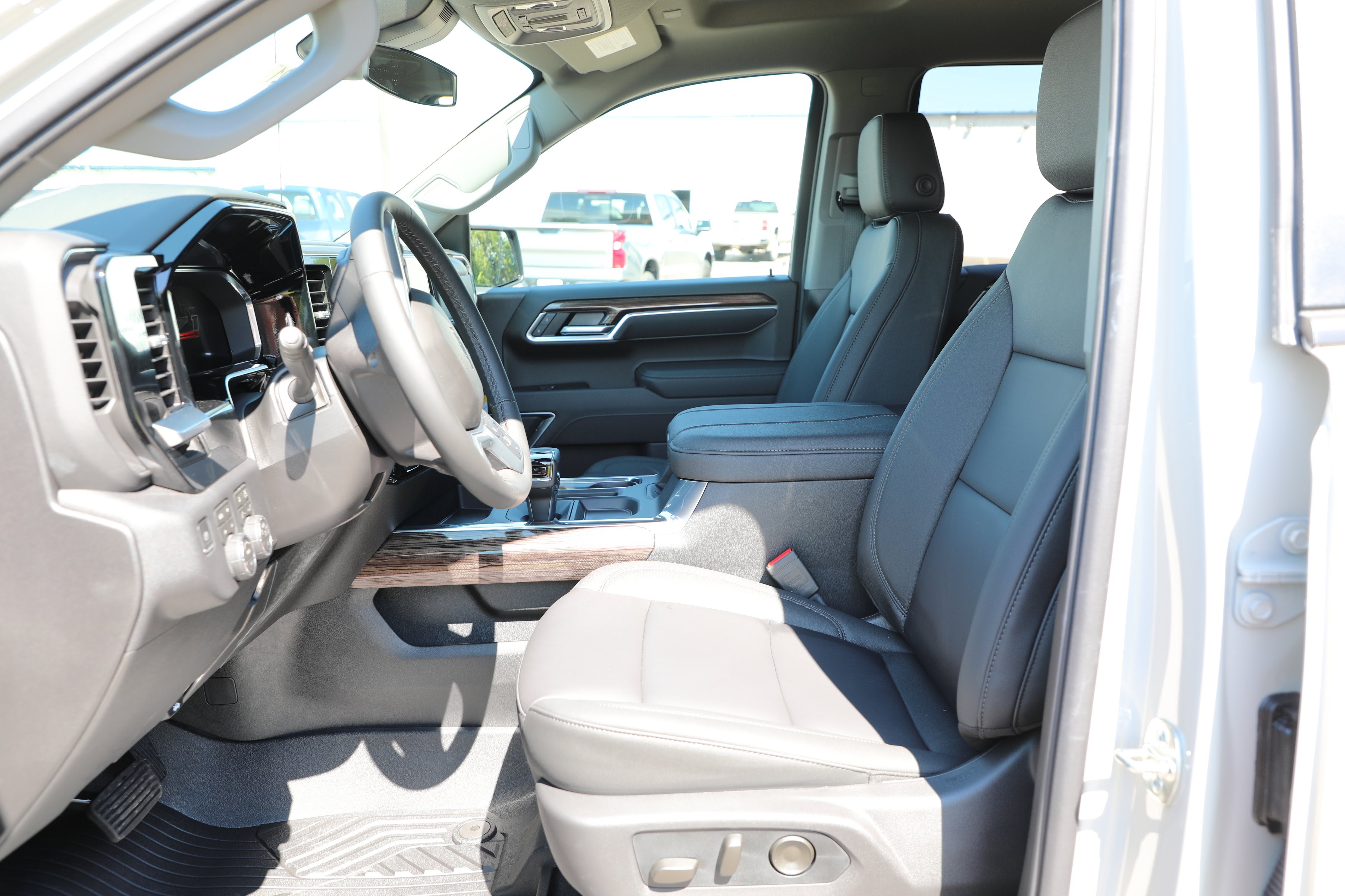 2026 Chevrolet Silverado 1500 RST - Photo 9