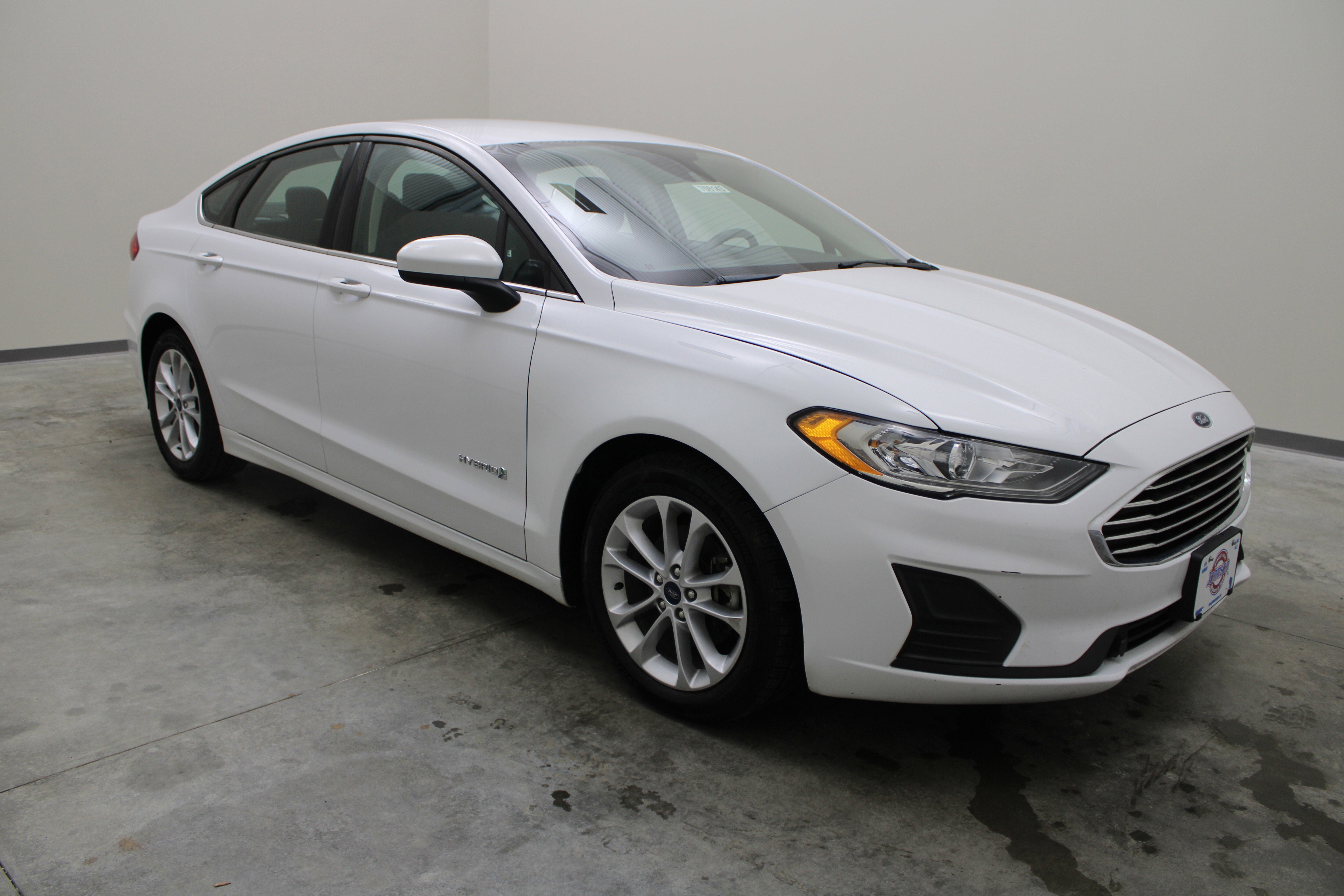 2019 Ford Fusion Hybrid SE