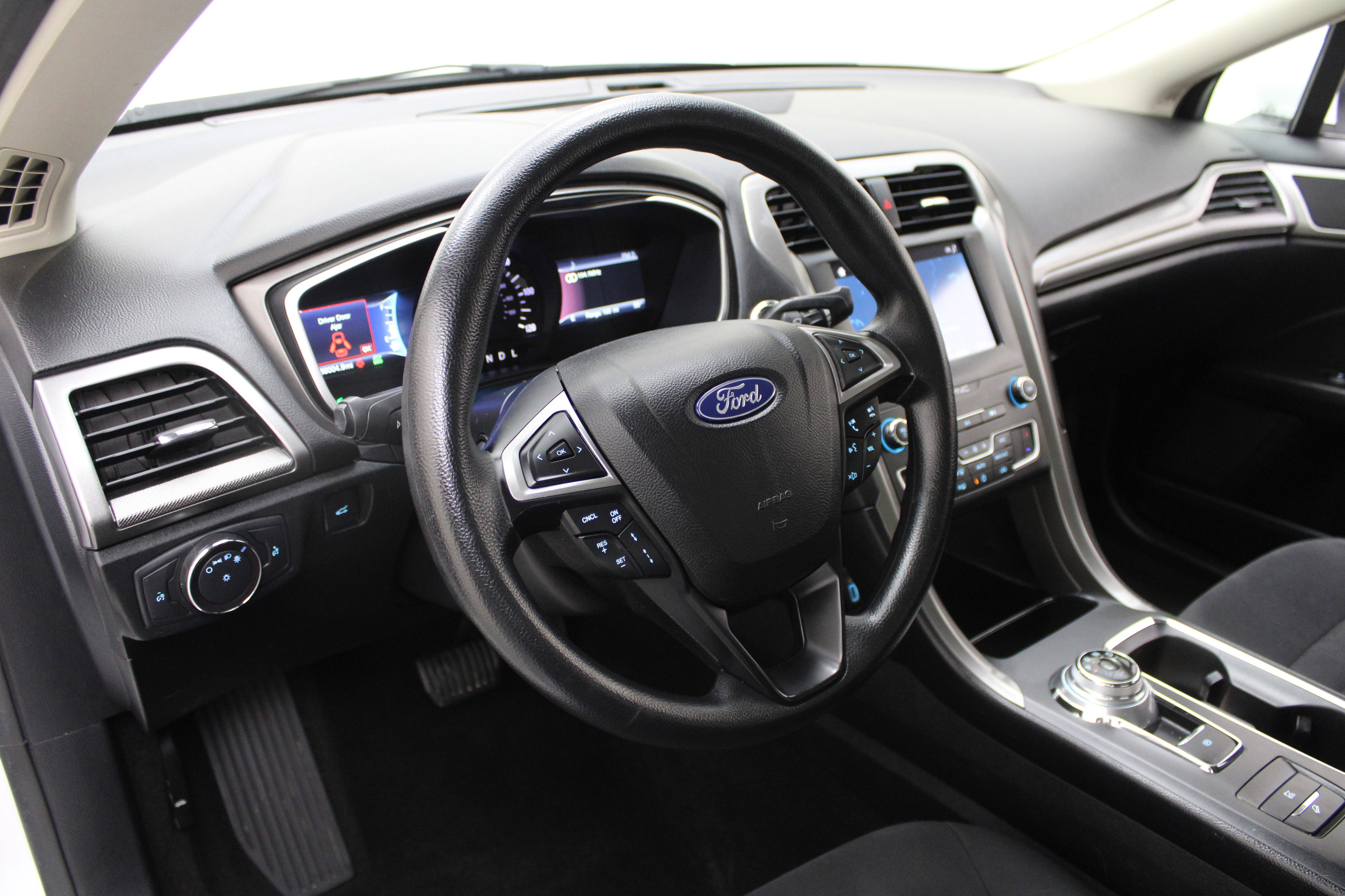 2019 Ford Fusion Hybrid SE