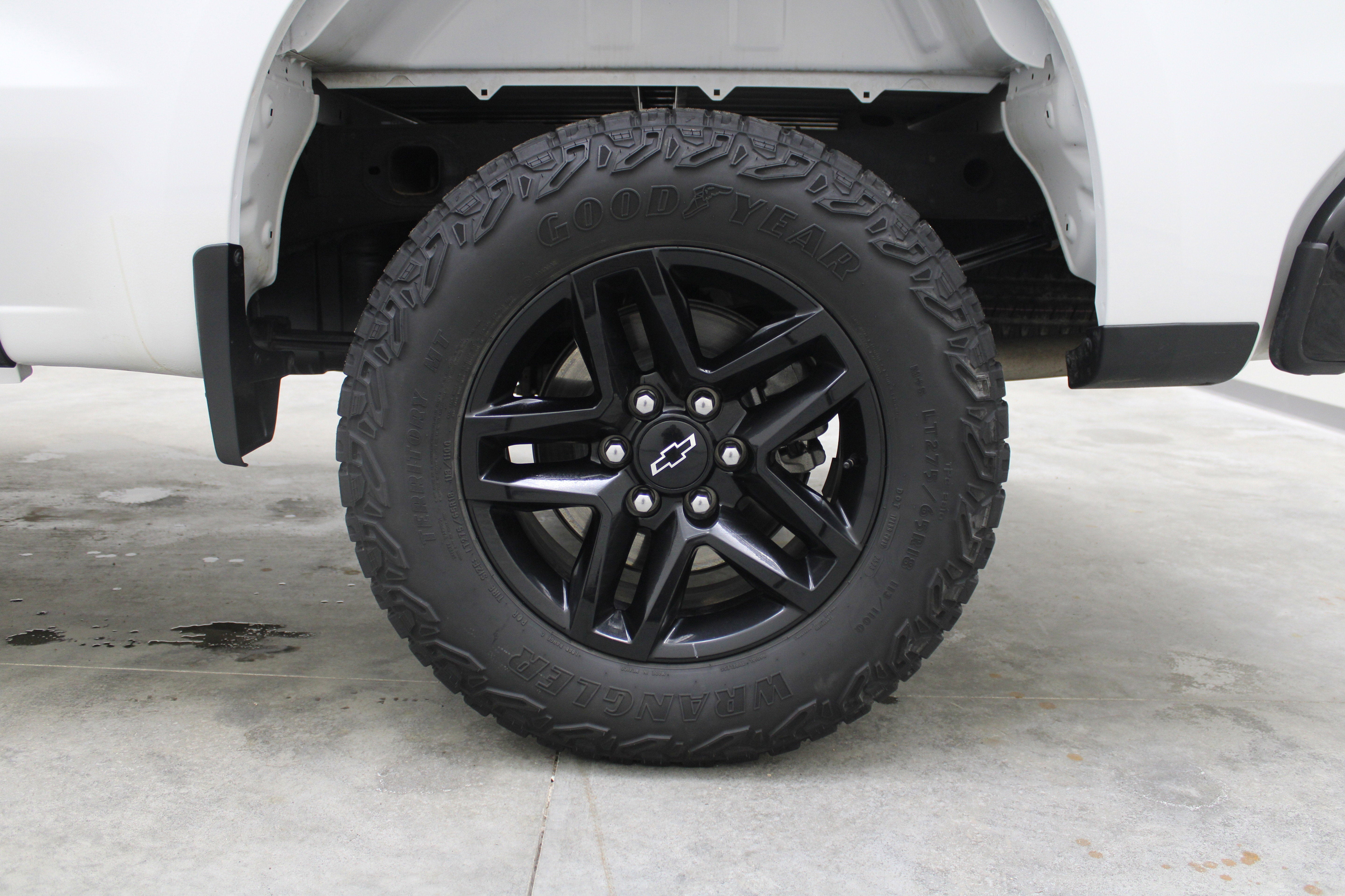 2023 Chevrolet Silverado 1500 Custom Trail Boss