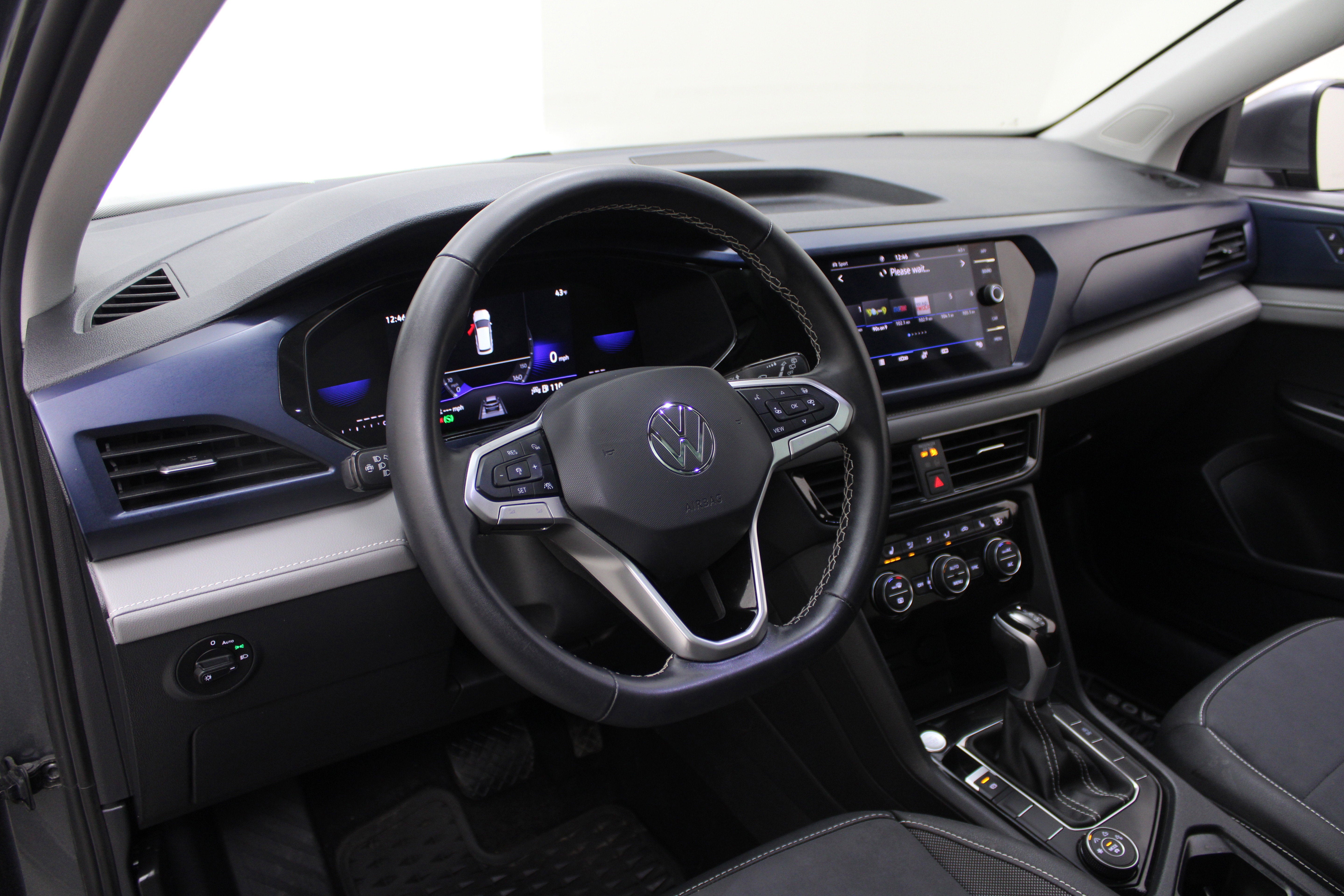 2024 Volkswagen Taos SE