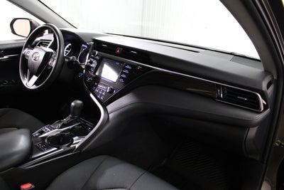 2019 Toyota Camry Hybrid LE