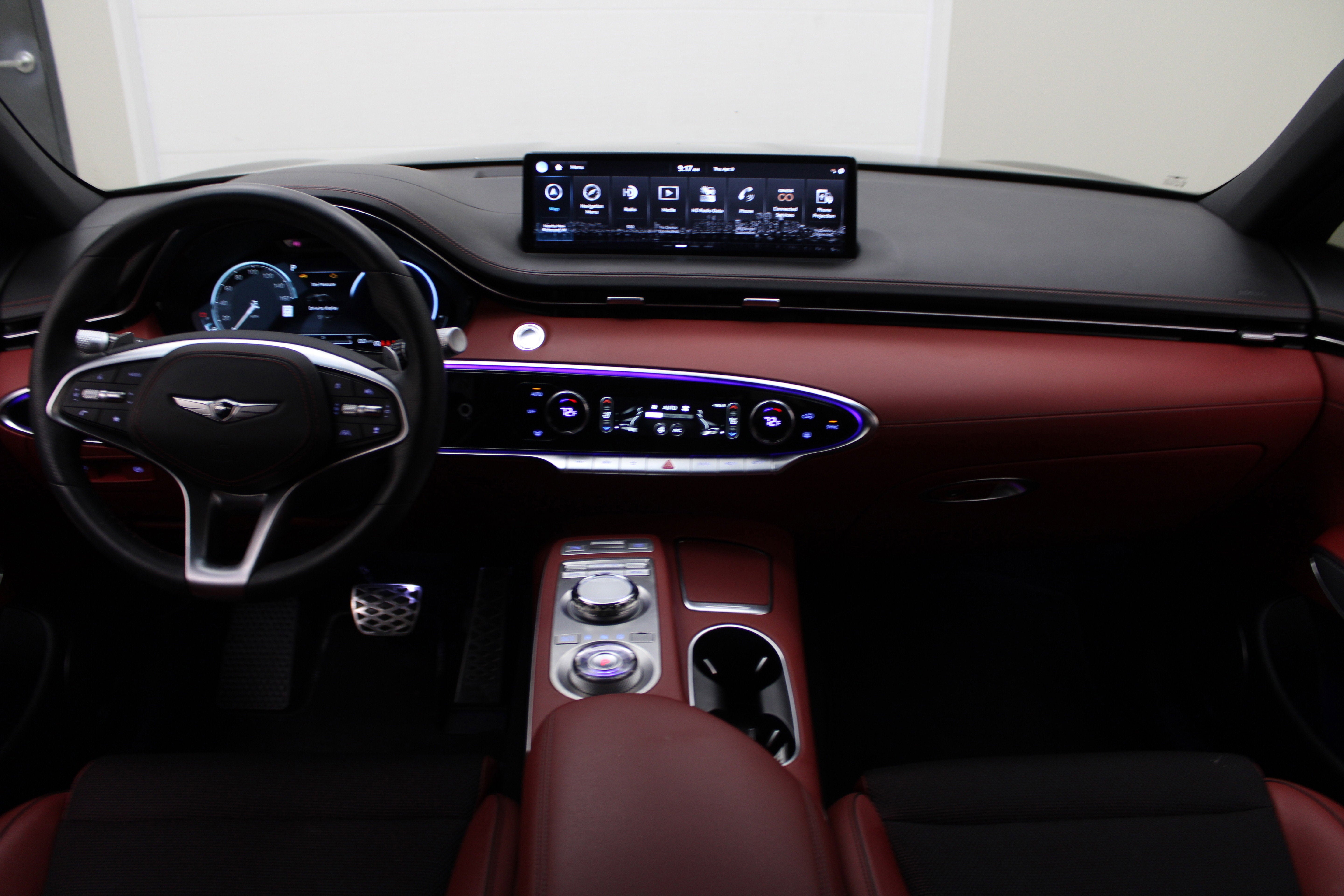 2024 Genesis GV70 2.5T