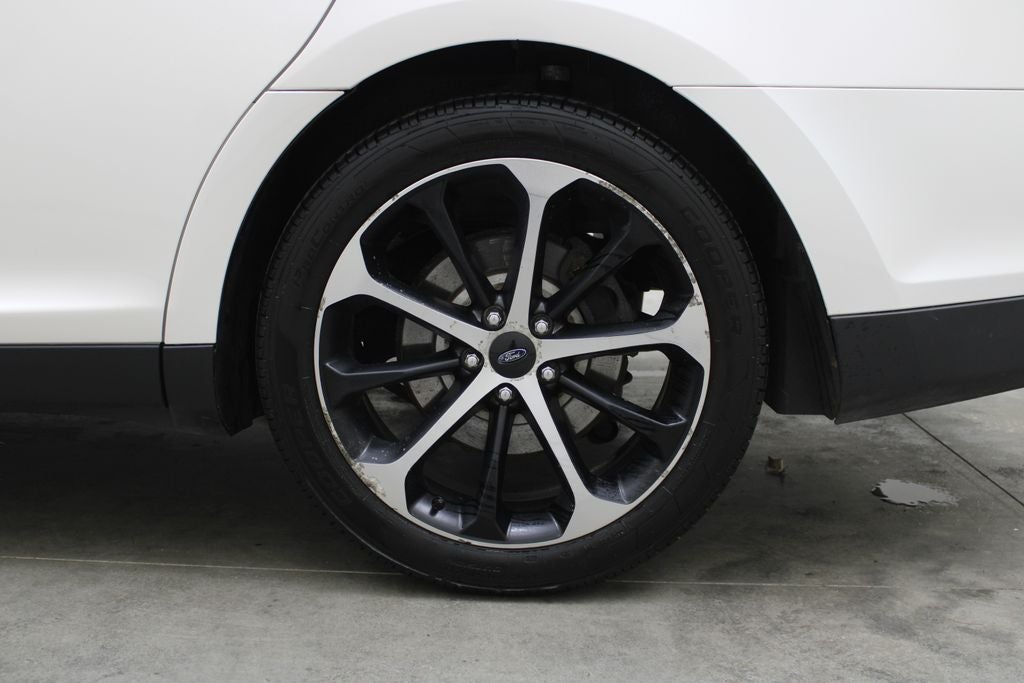 2015 Ford Taurus Limited