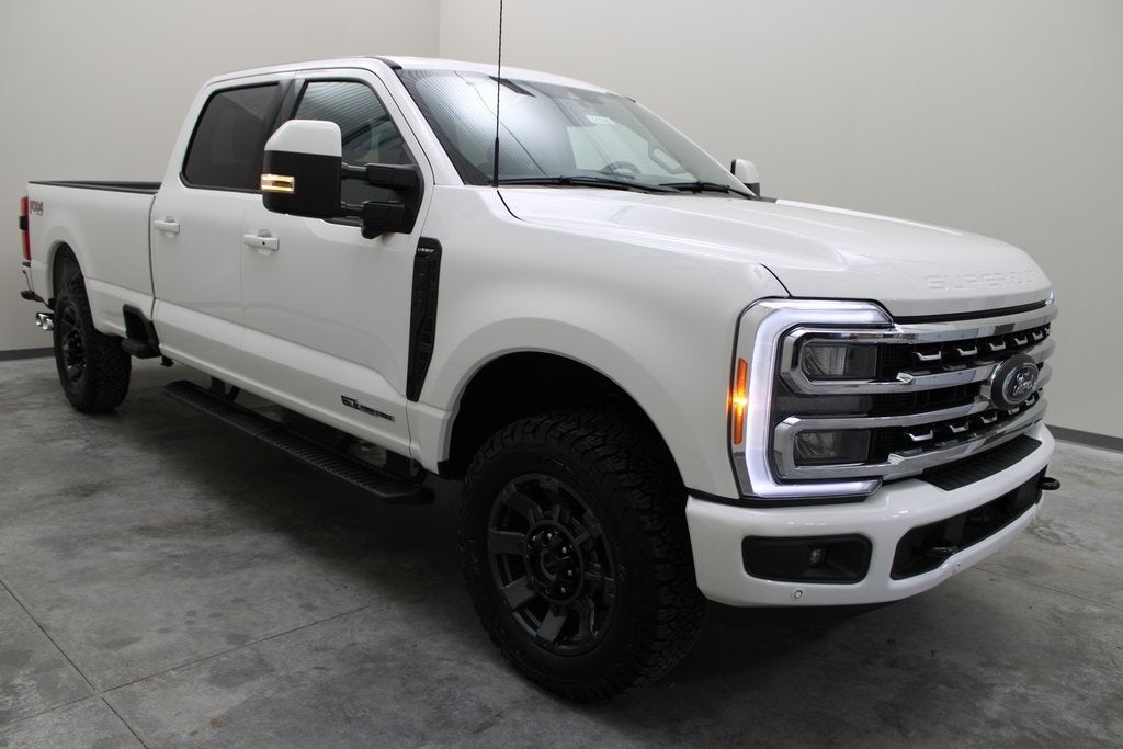 2023 Ford F-350SD Lariat