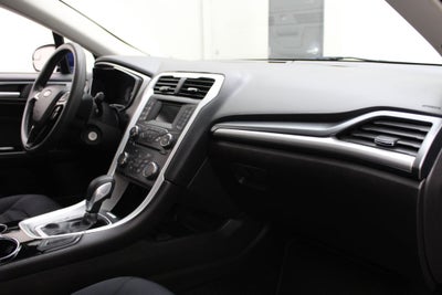 2015 Ford Fusion Hybrid SE
