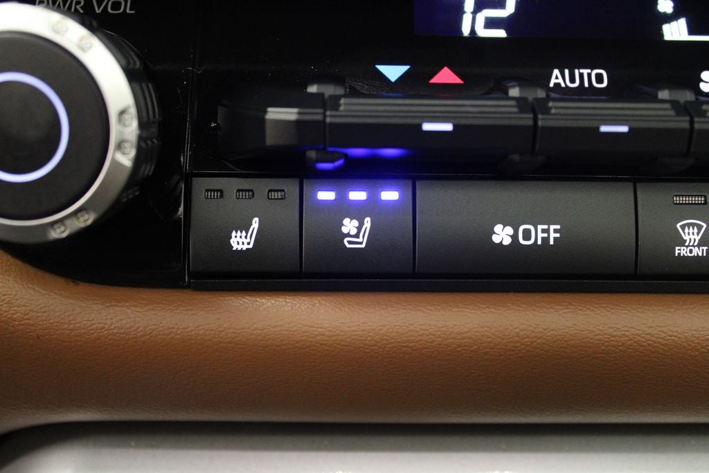 2025 Toyota Tundra Hybrid 1794 Edition