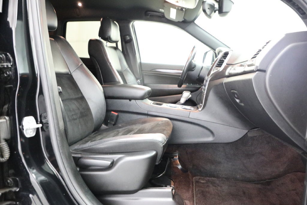 2018 Jeep Grand Cherokee Altitude - Photo 18