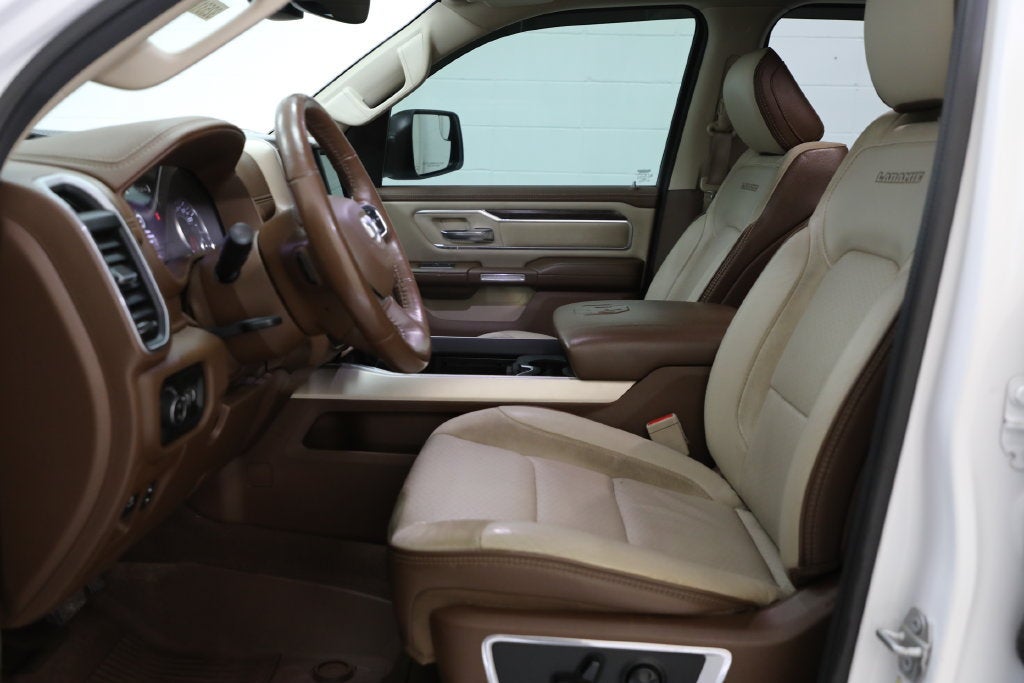 2020 RAM 1500 Laramie Quad Cab 4x4 6'4" Box