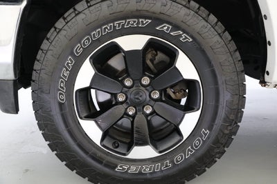 2020 RAM 1500 Laramie Quad Cab 4x4 6'4" Box