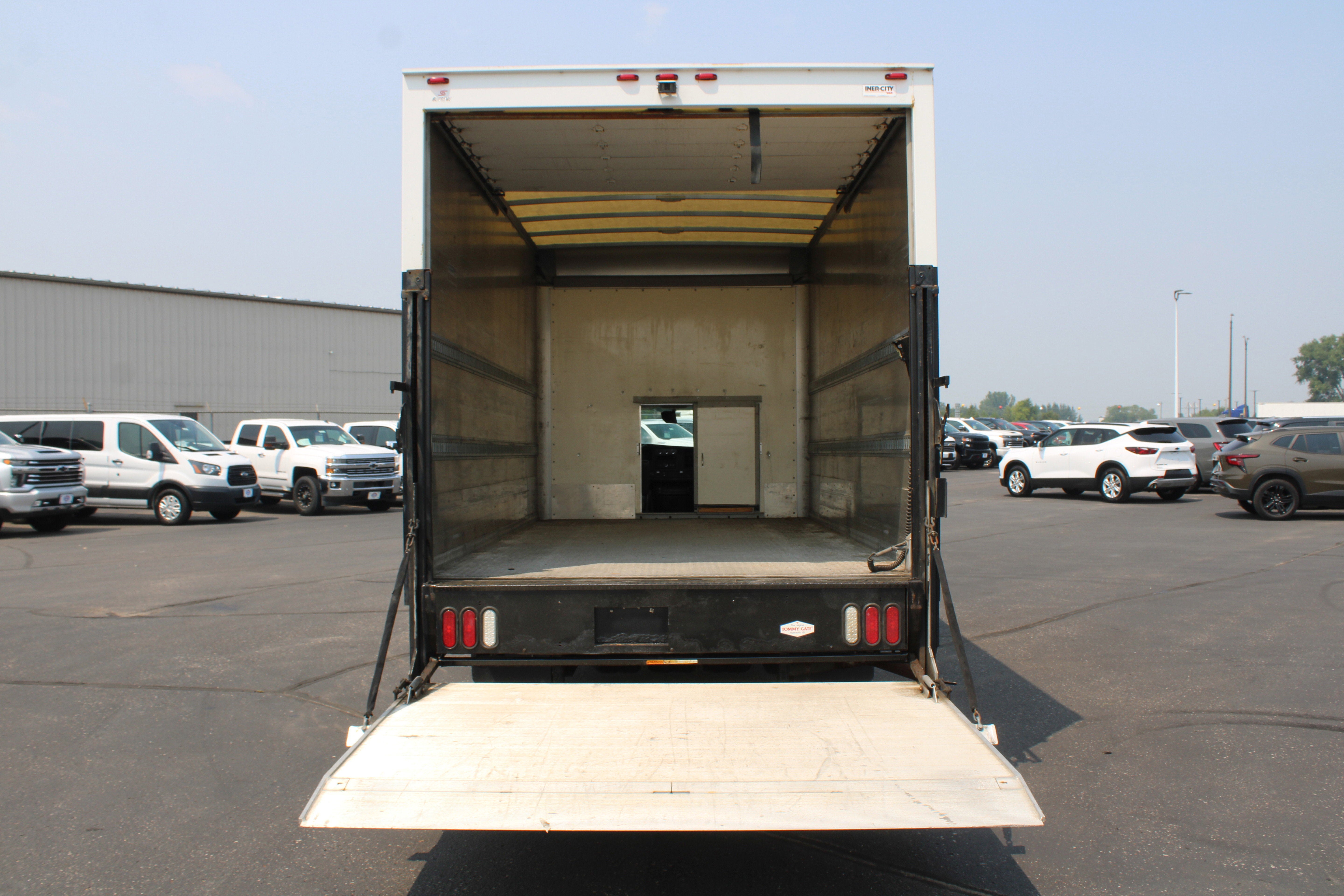 2017 Chevrolet Express Cutaway 4500 Base