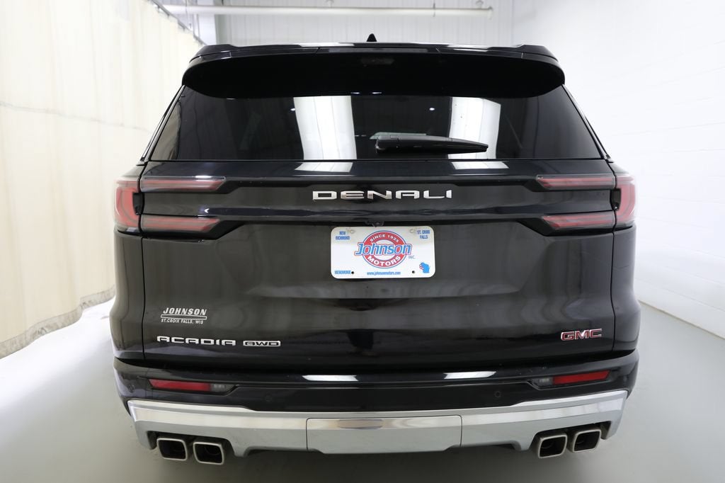 2024 GMC Acadia Denali