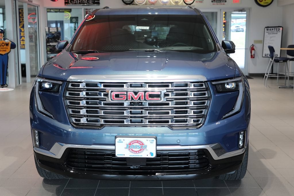 2025 GMC Acadia Denali