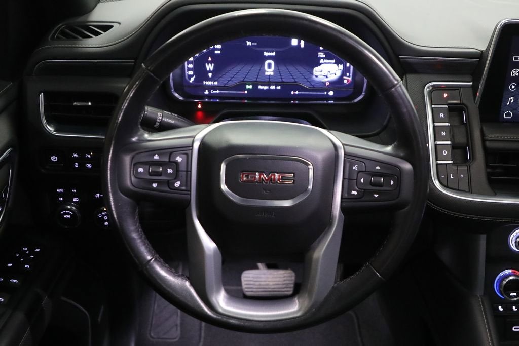 2022 GMC Yukon SLT