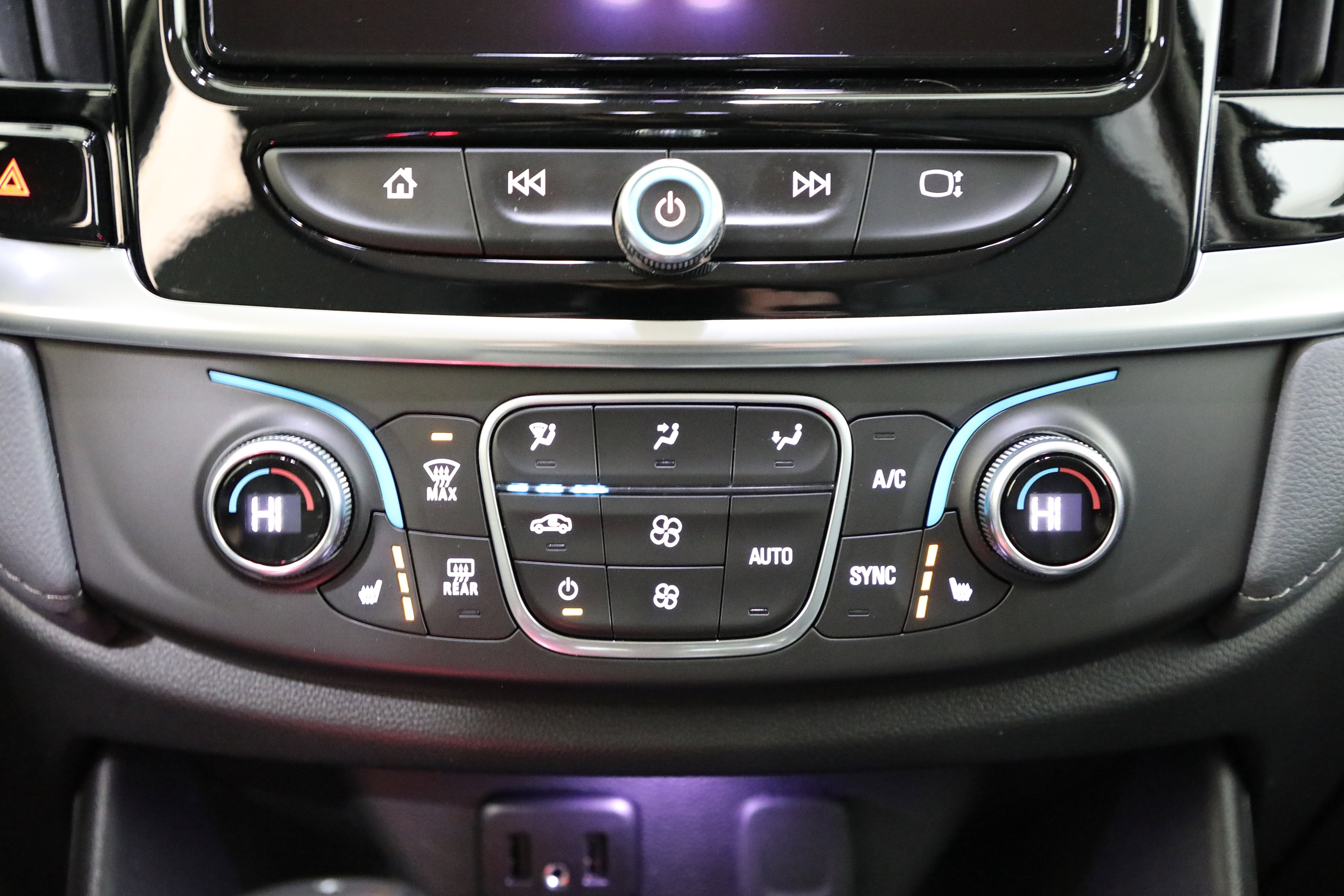 2019 Chevrolet Traverse LT Leather