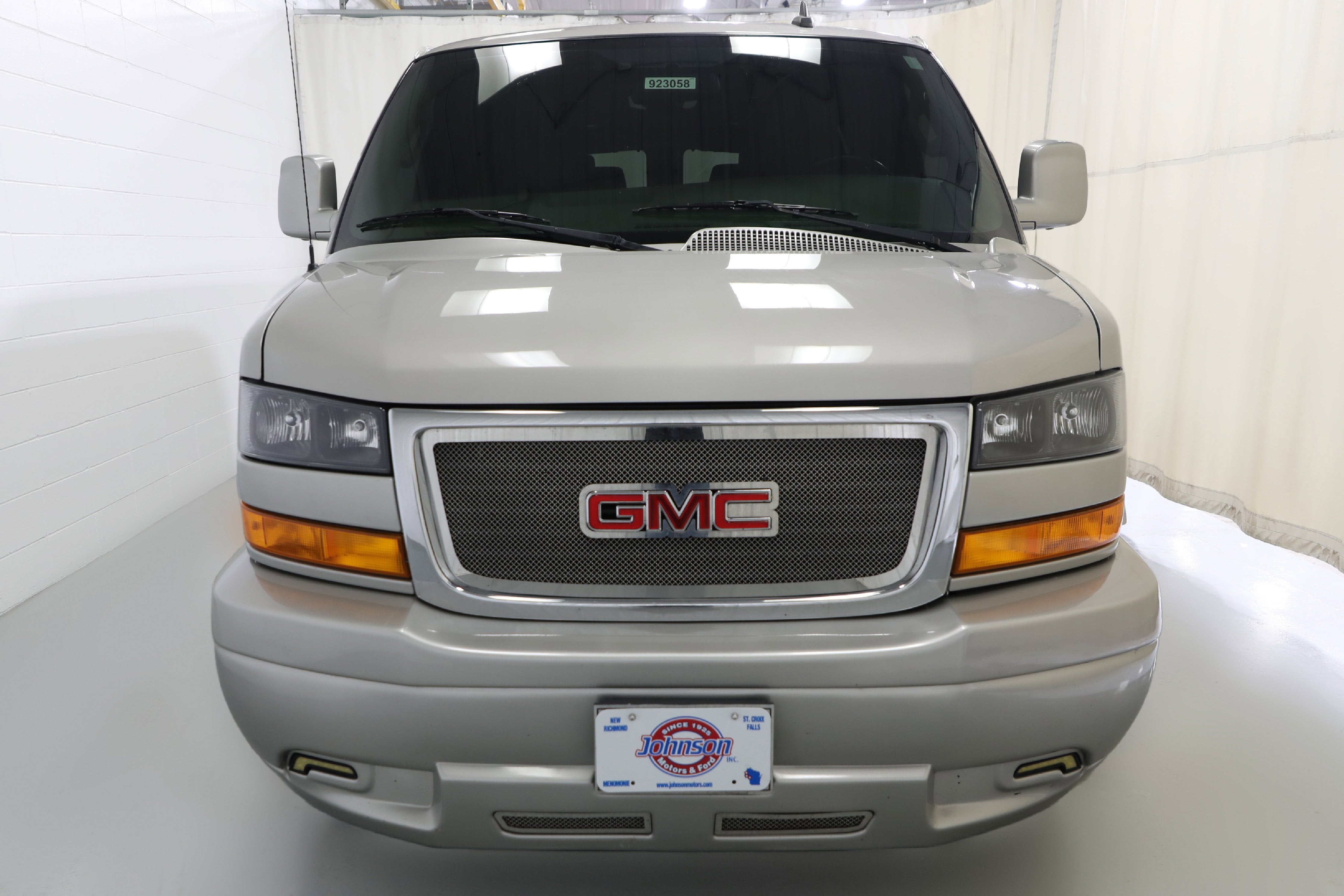 2018 GMC Savana Cargo 2500 Base